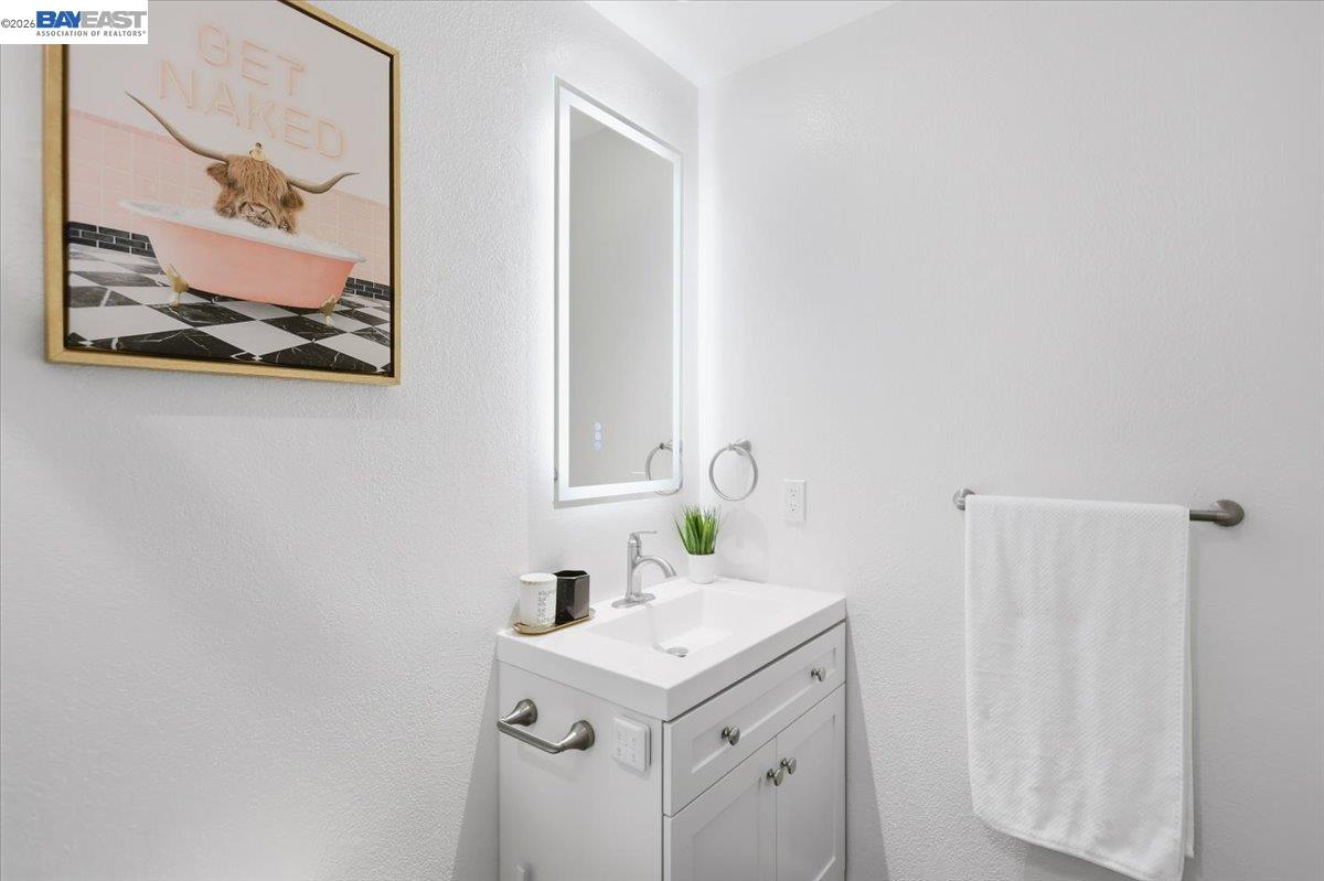 25055 COPA DEL ORO DR # 102