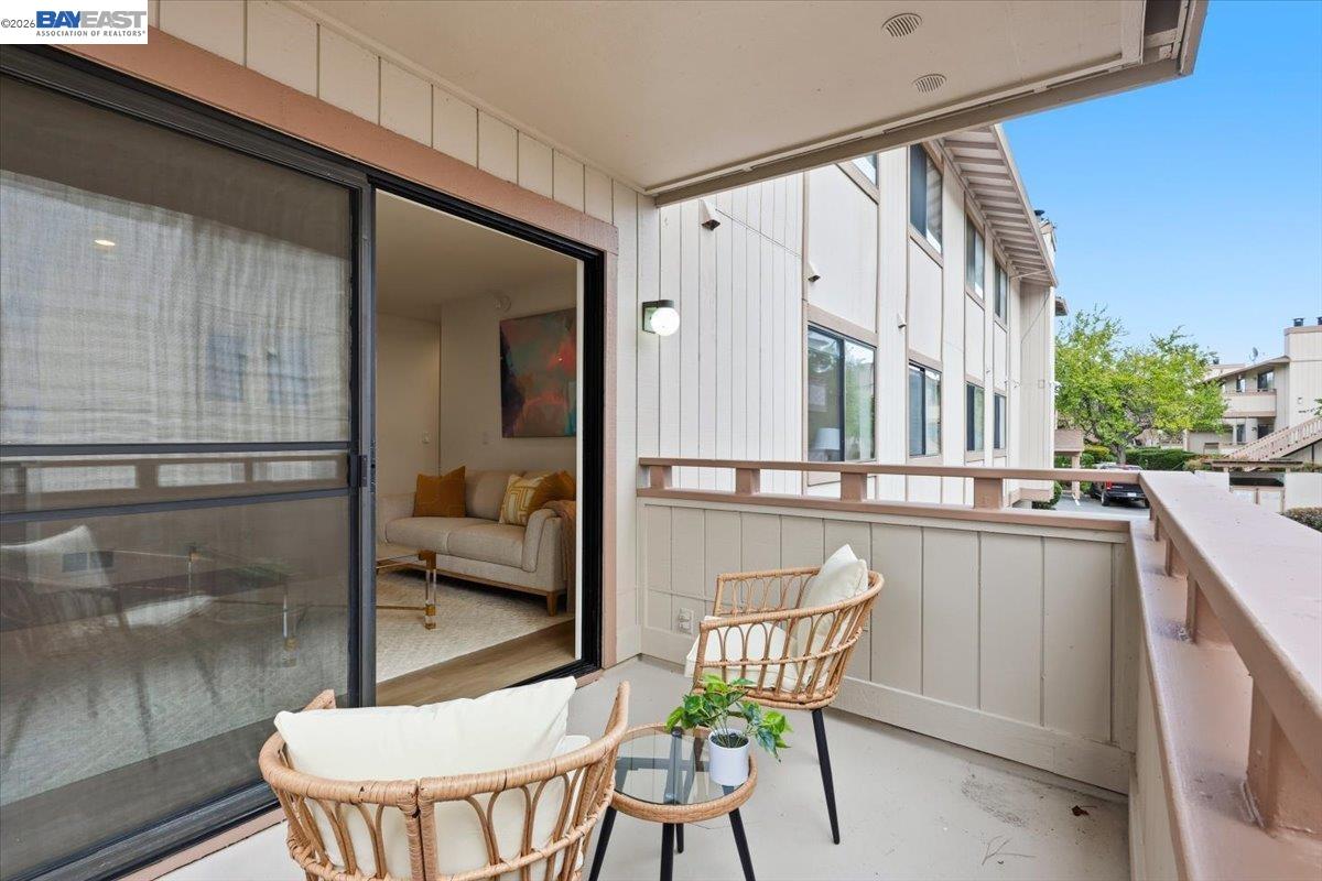 25055 COPA DEL ORO DR # 102