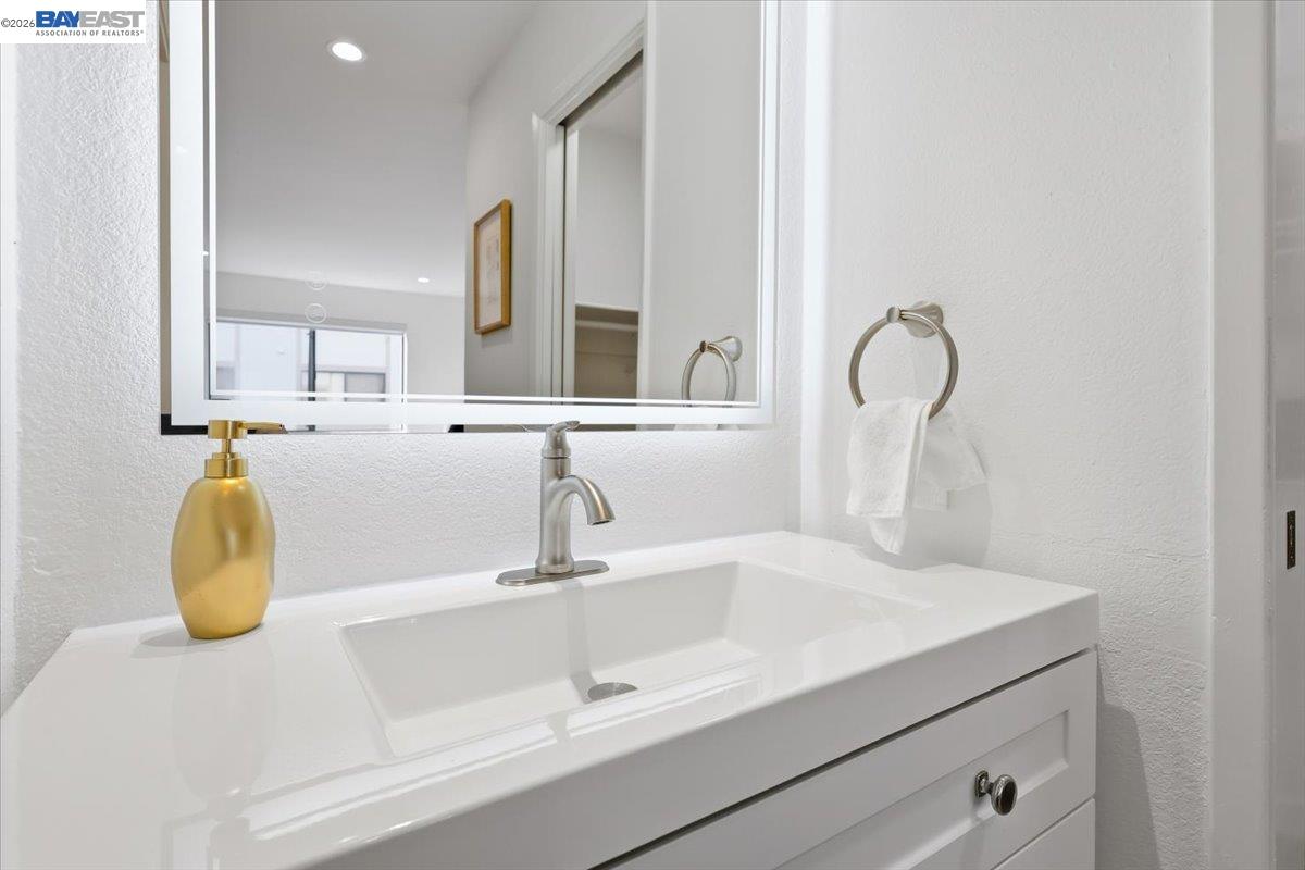 25055 COPA DEL ORO DR # 102