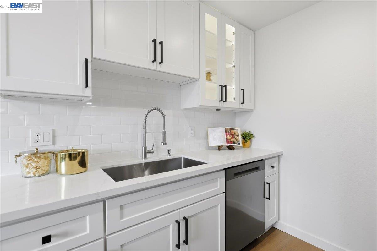 25055 COPA DEL ORO DR # 102