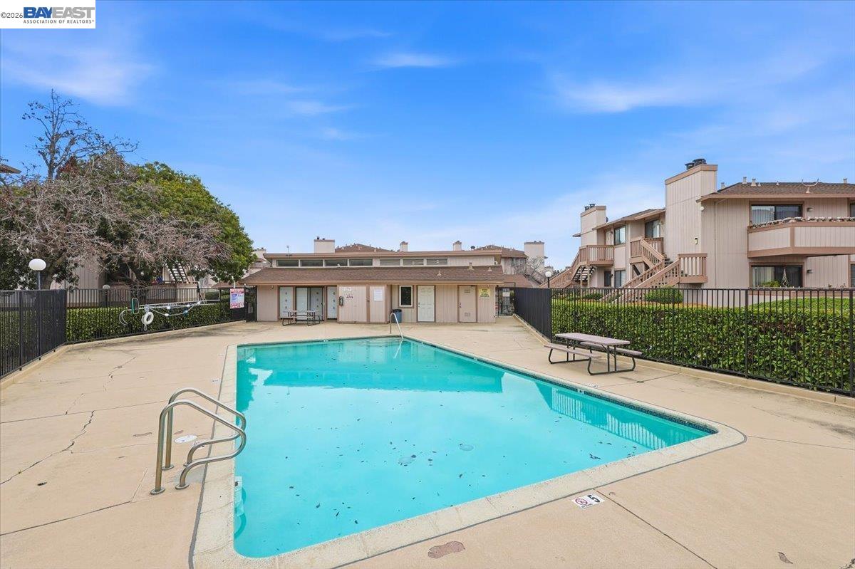 25055 COPA DEL ORO DR # 102