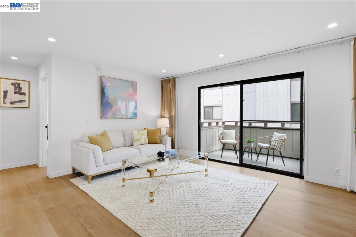 25055 COPA DEL ORO DR # 102