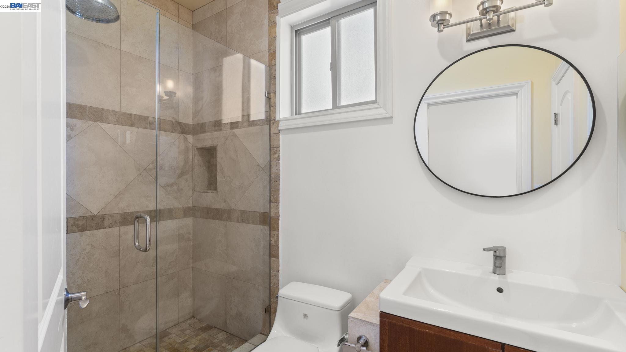 131 Montecito Crescent