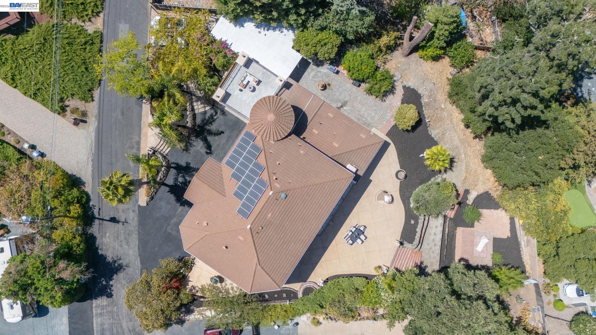 131 Montecito Crescent