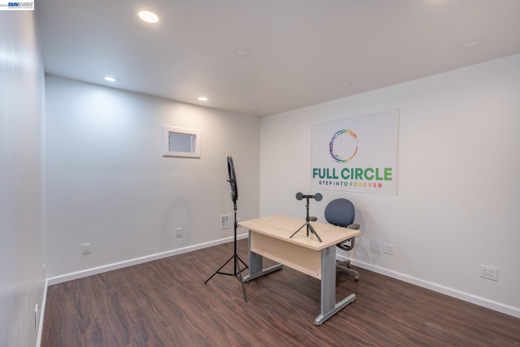 131 Montecito Crescent