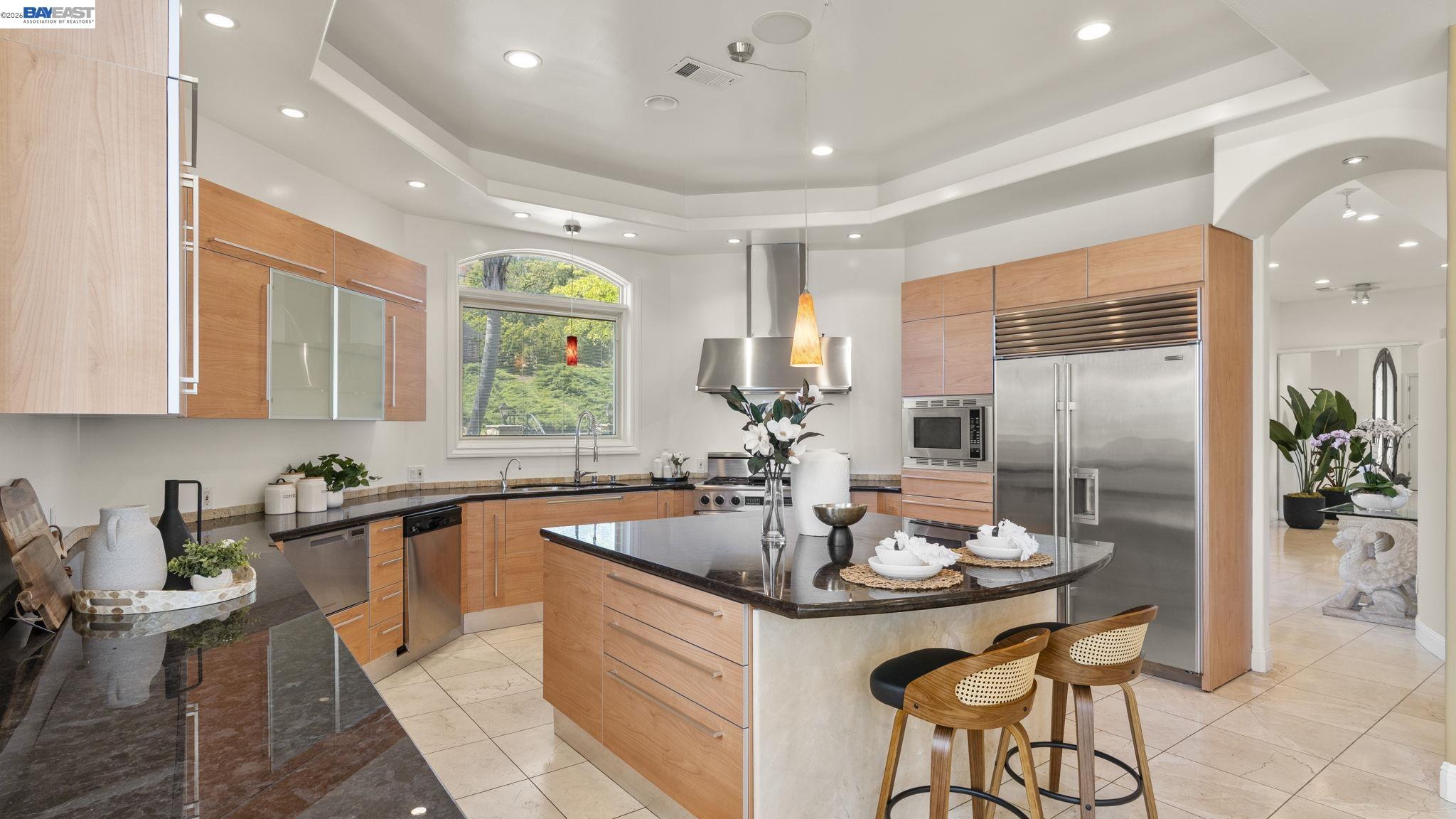 131 Montecito Crescent