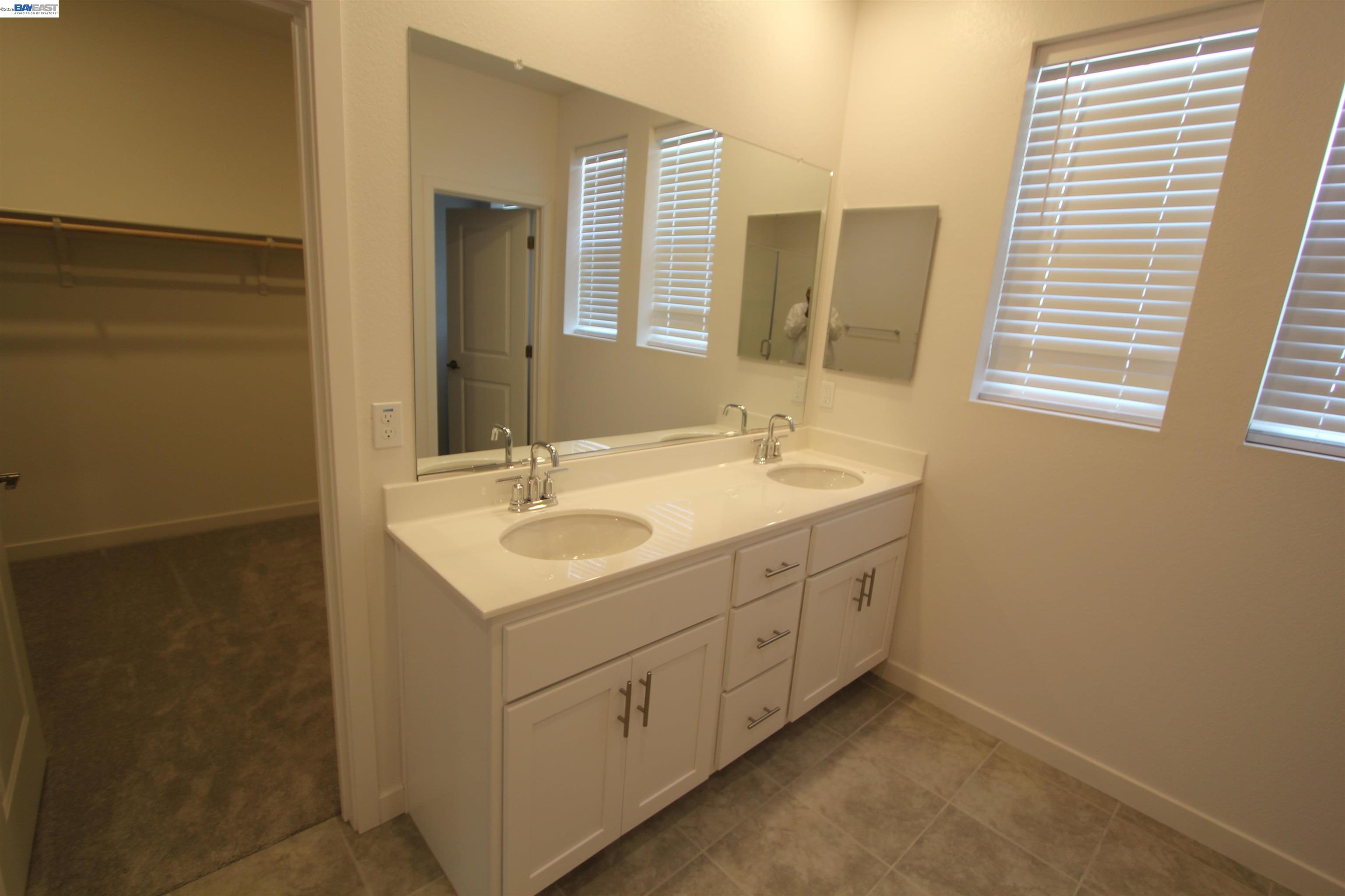 1008 OSPREY DR