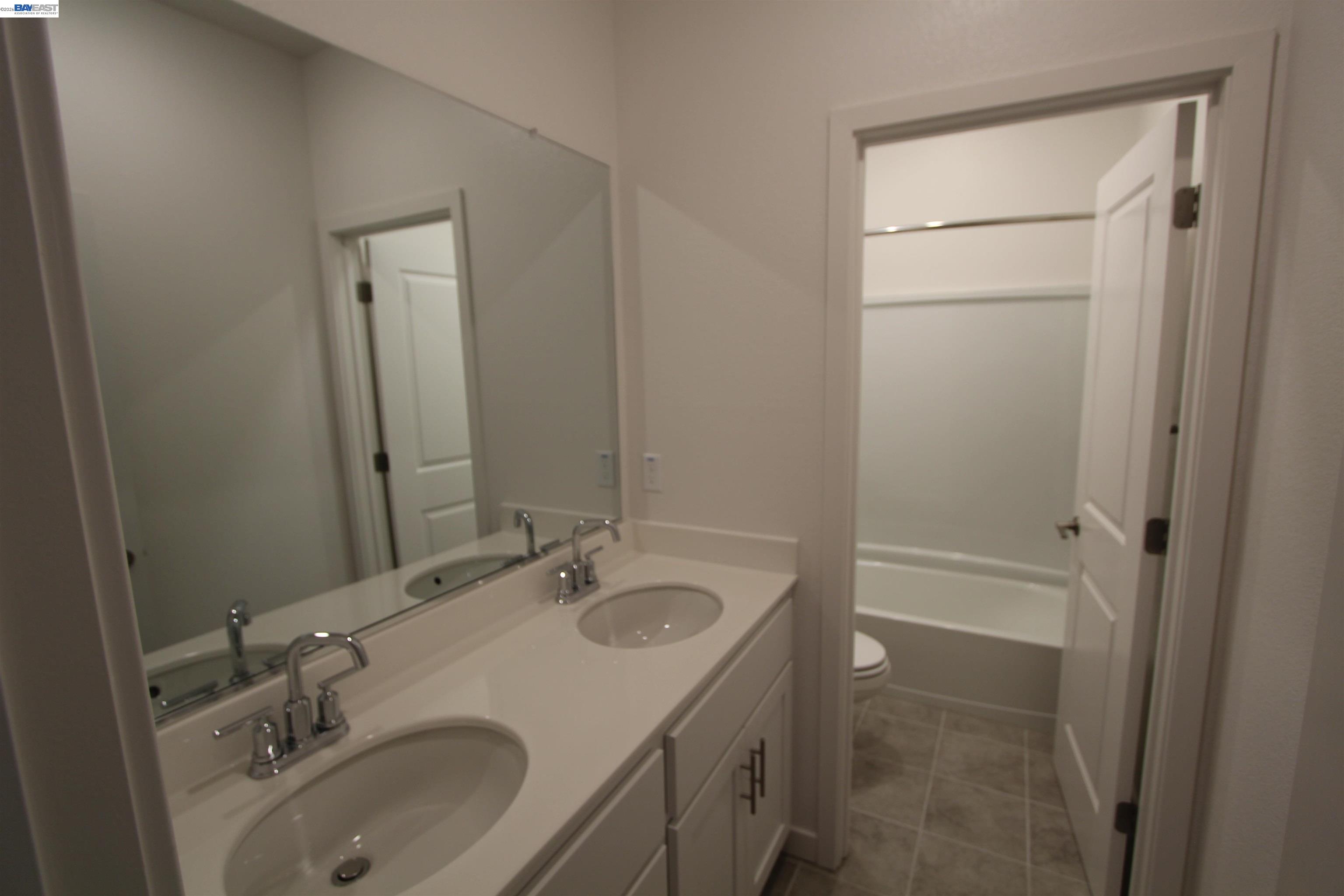 1008 OSPREY DR