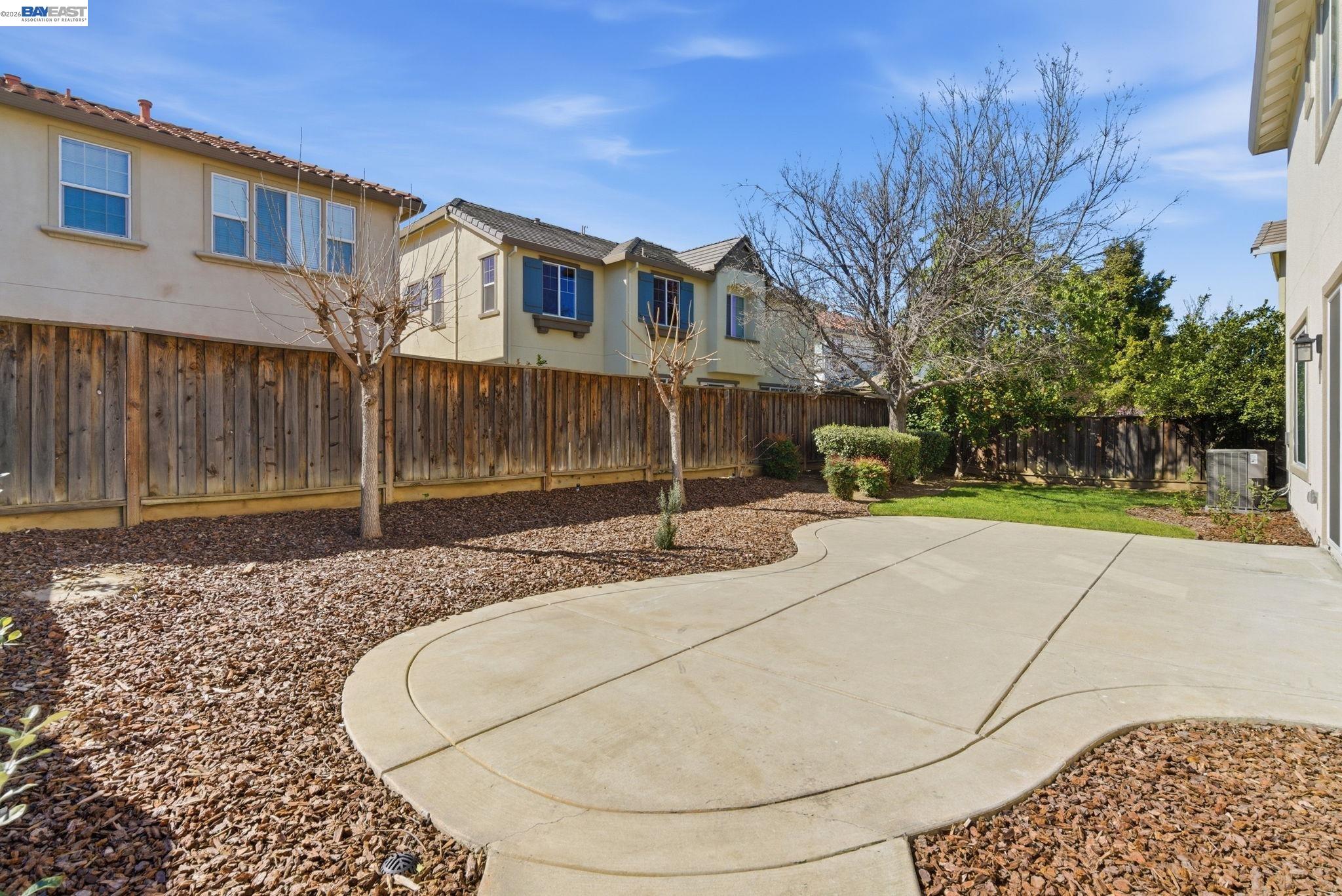 151 S Vista Hermosa St