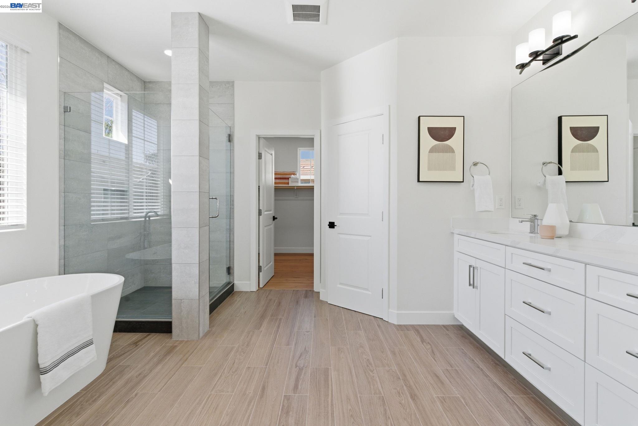 151 S Vista Hermosa St