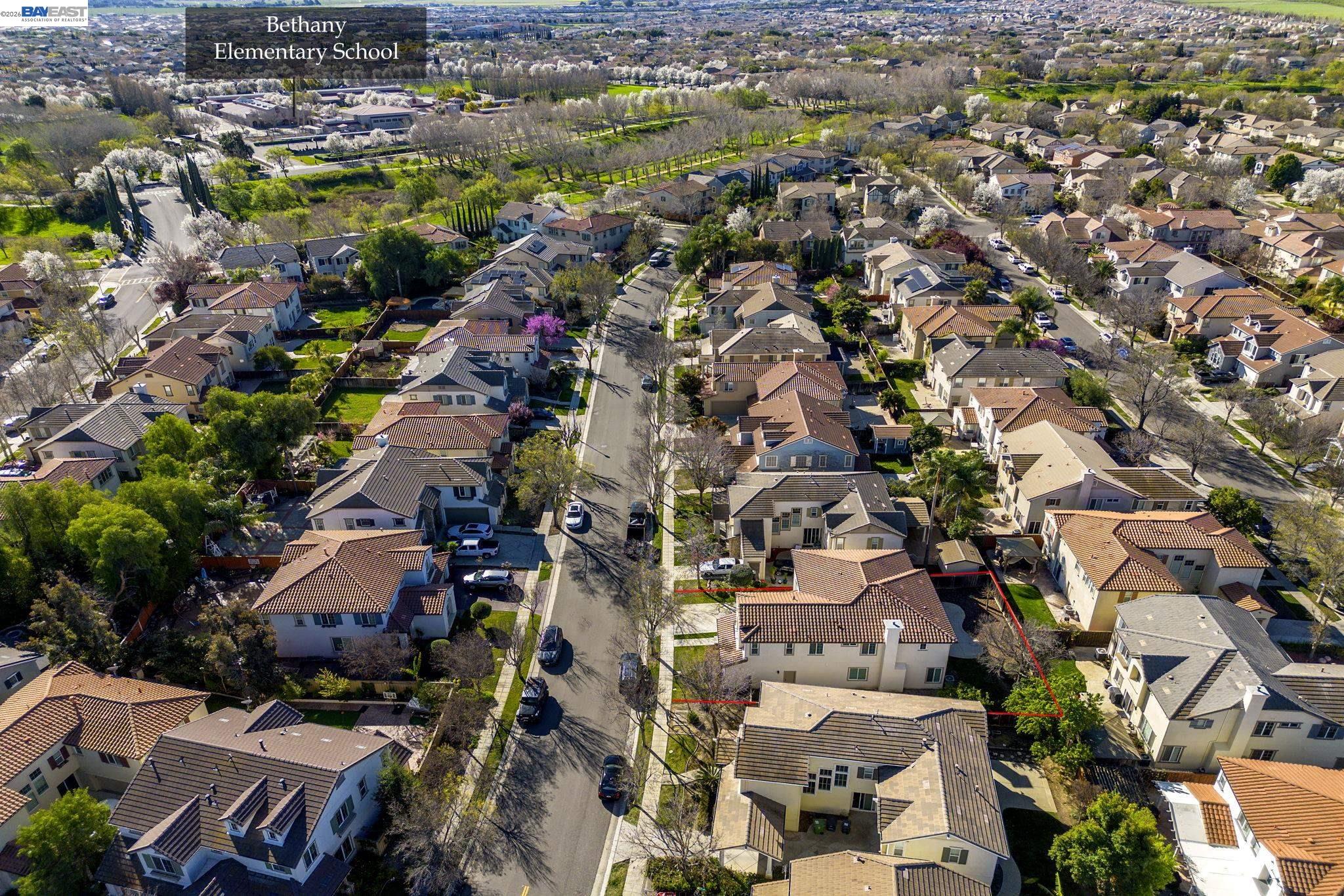 151 S Vista Hermosa St