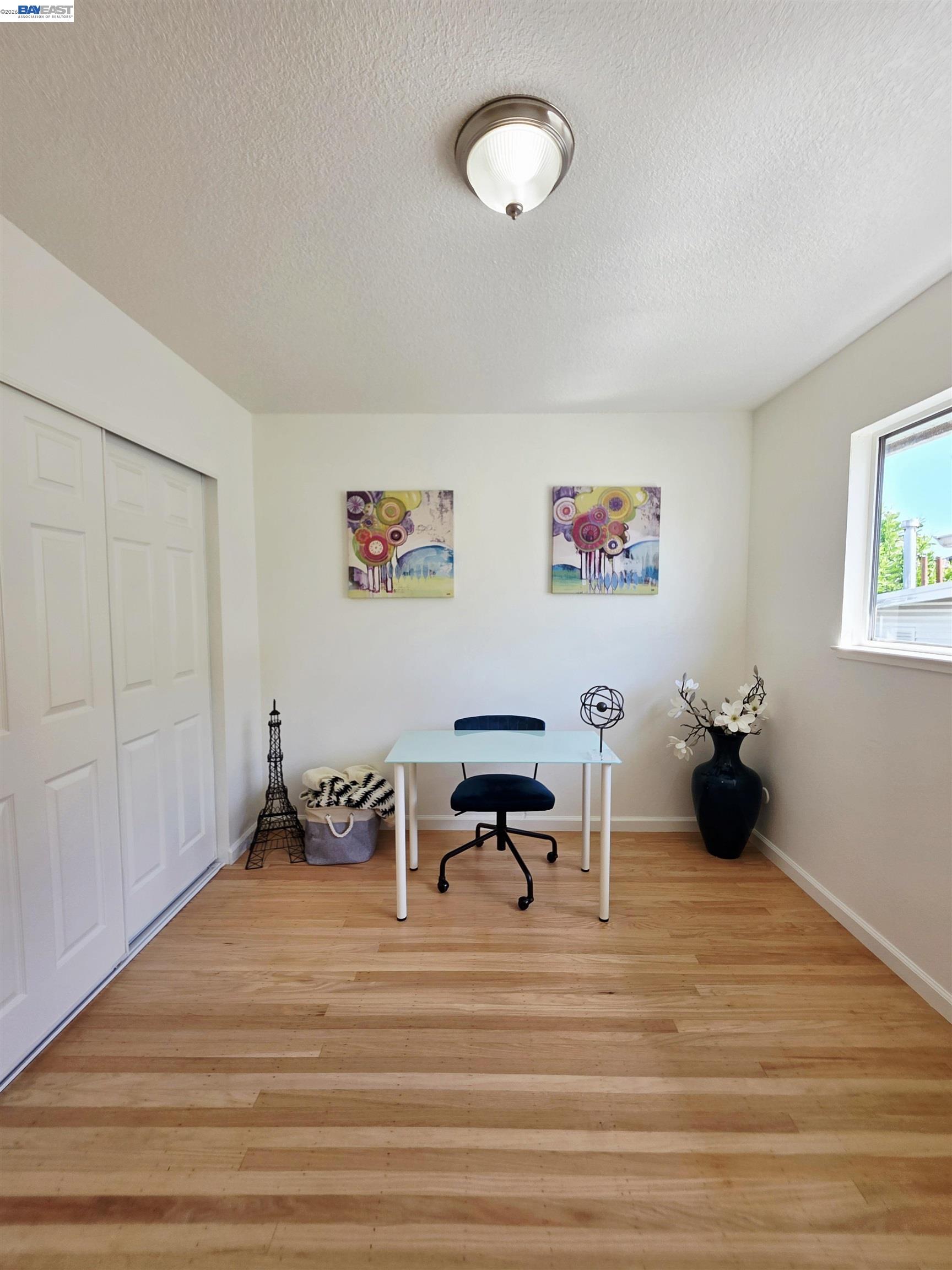 1552 Orchard Ave