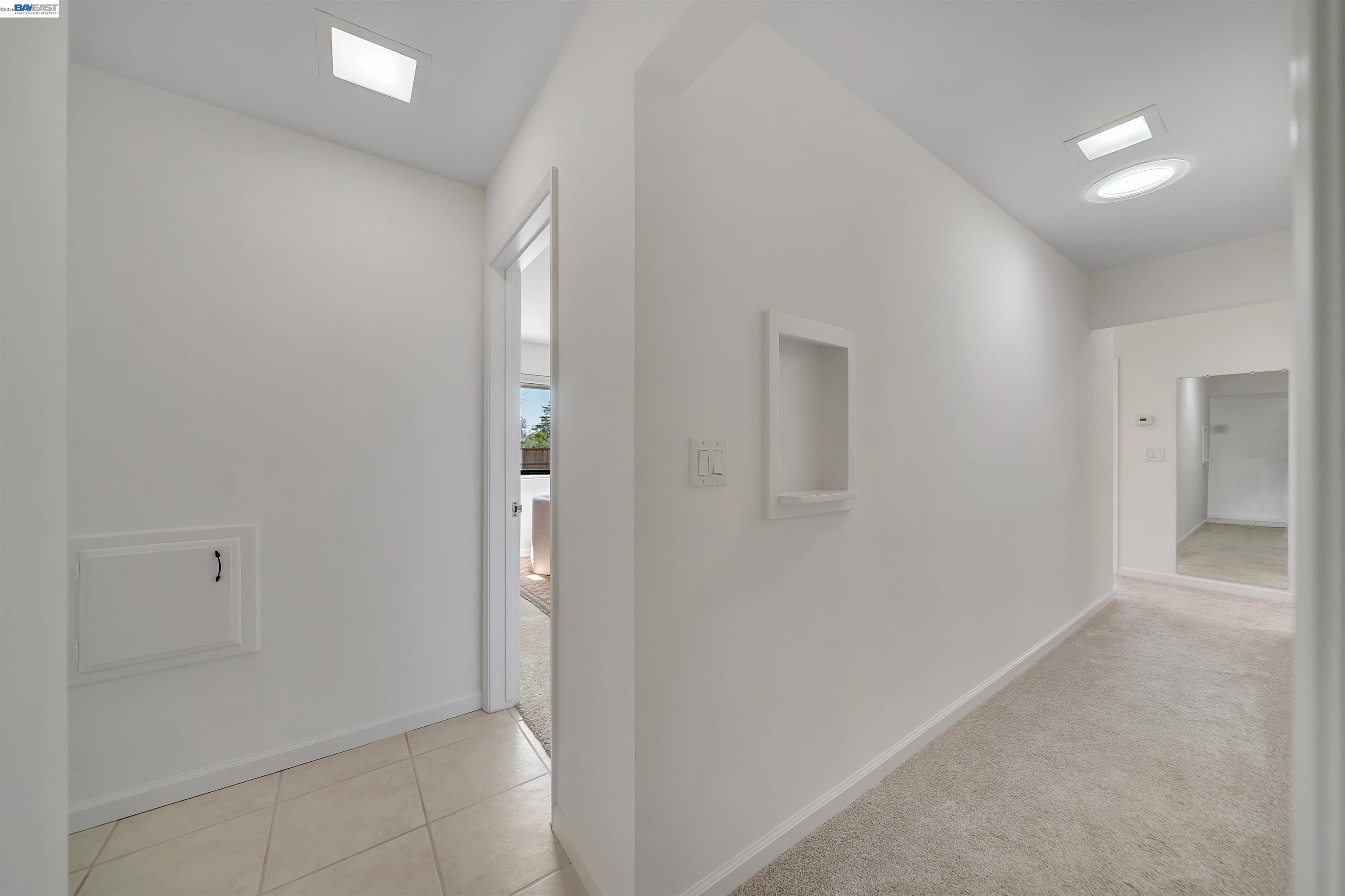 1121 El Sur Way