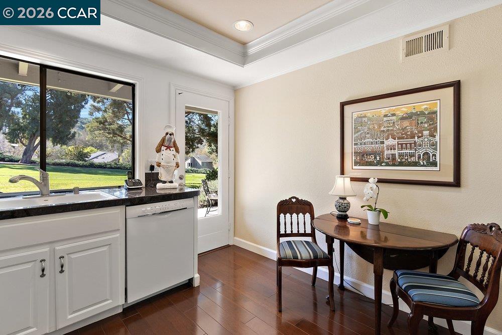 3136 Rossmoor Parkway # 6