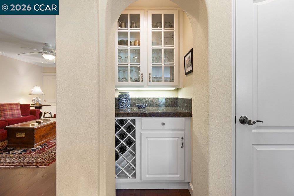 3136 Rossmoor Parkway # 6