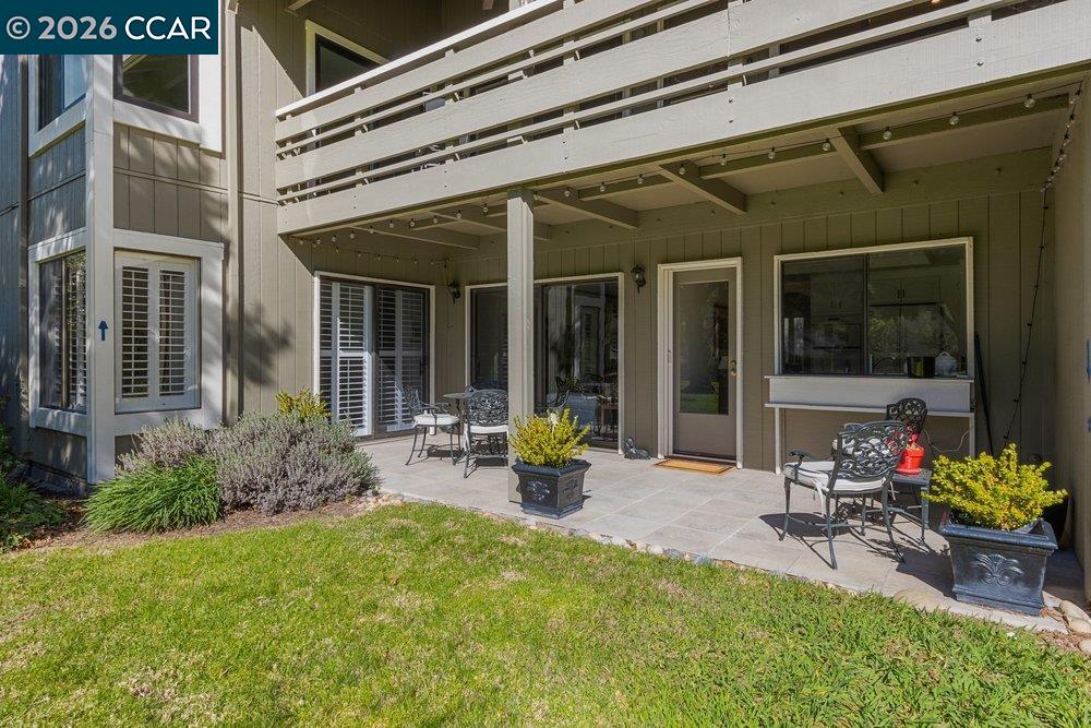 3136 Rossmoor Parkway # 6