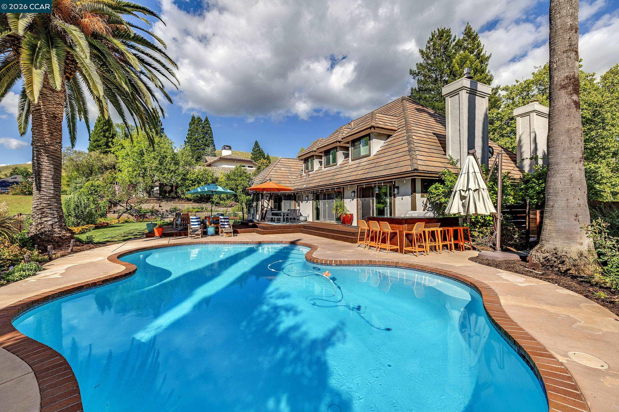 409 Full Moon Way
