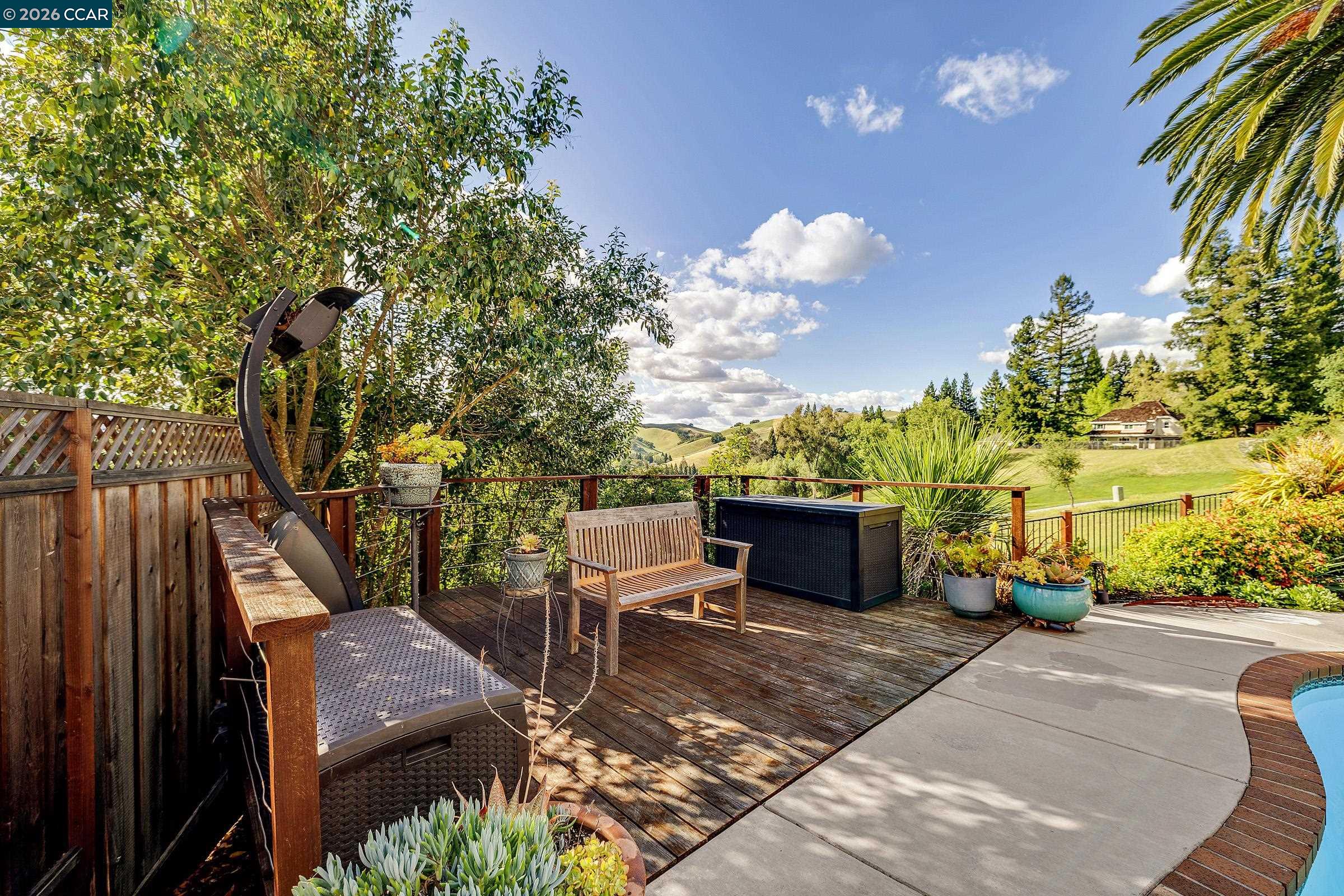 409 Full Moon Way