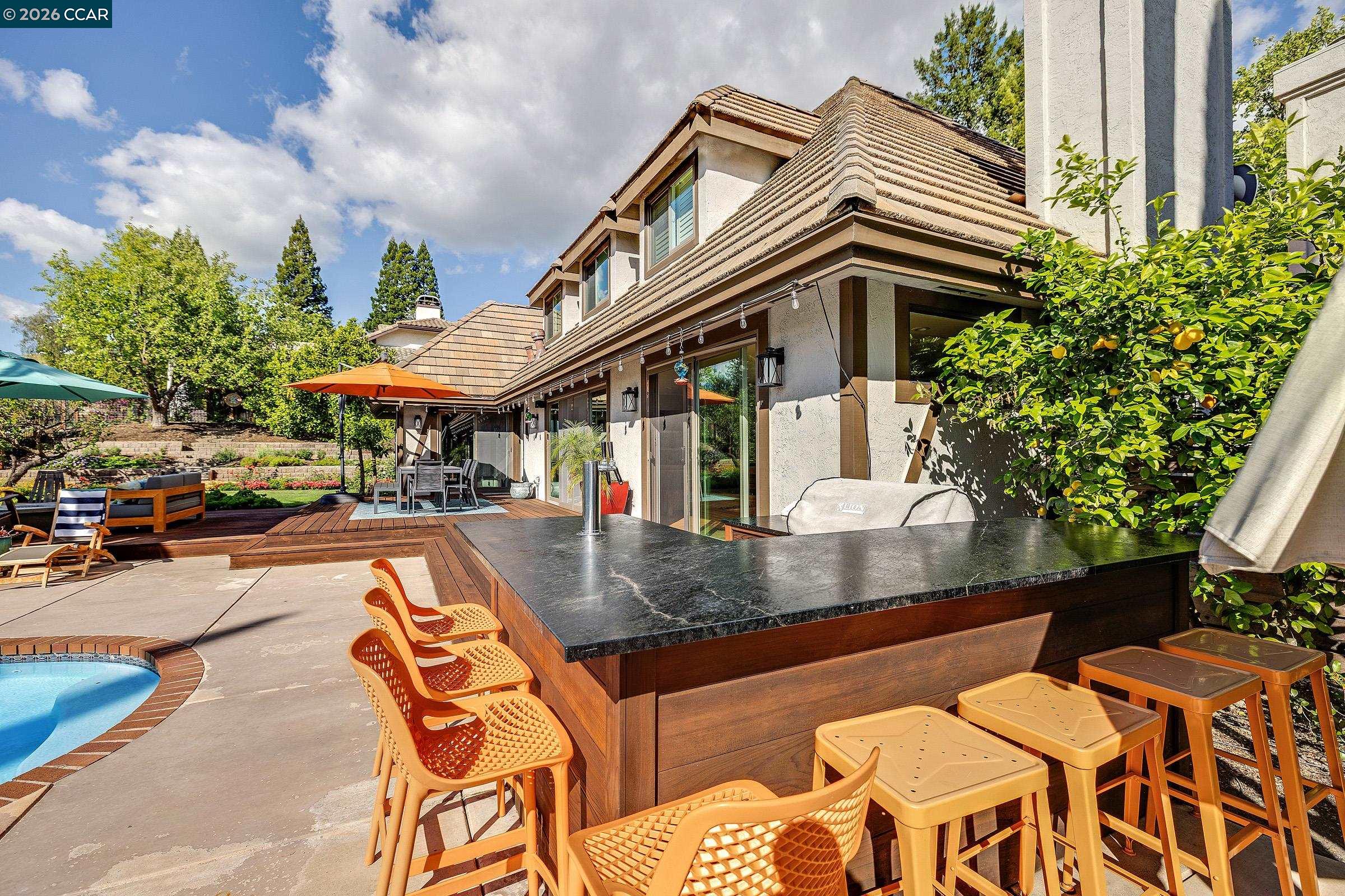 409 Full Moon Way