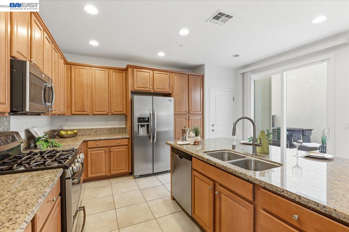 369 W Tuscan Ln