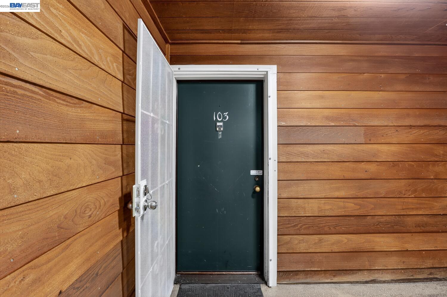 2901 Macarthur Blvd # 103