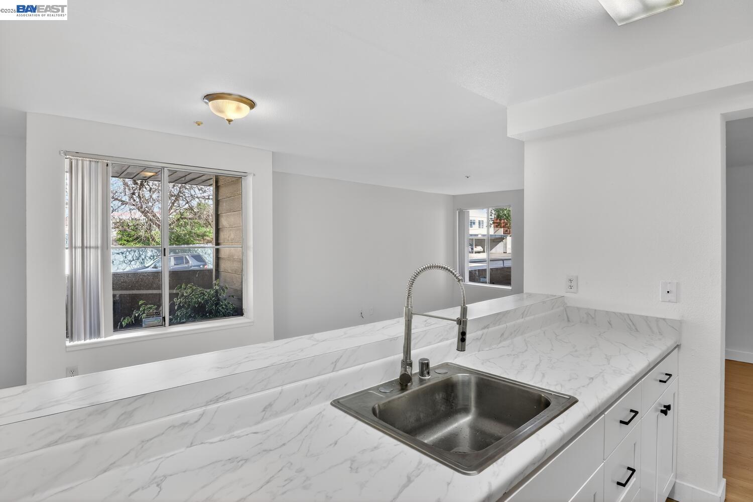 2901 Macarthur Blvd # 103