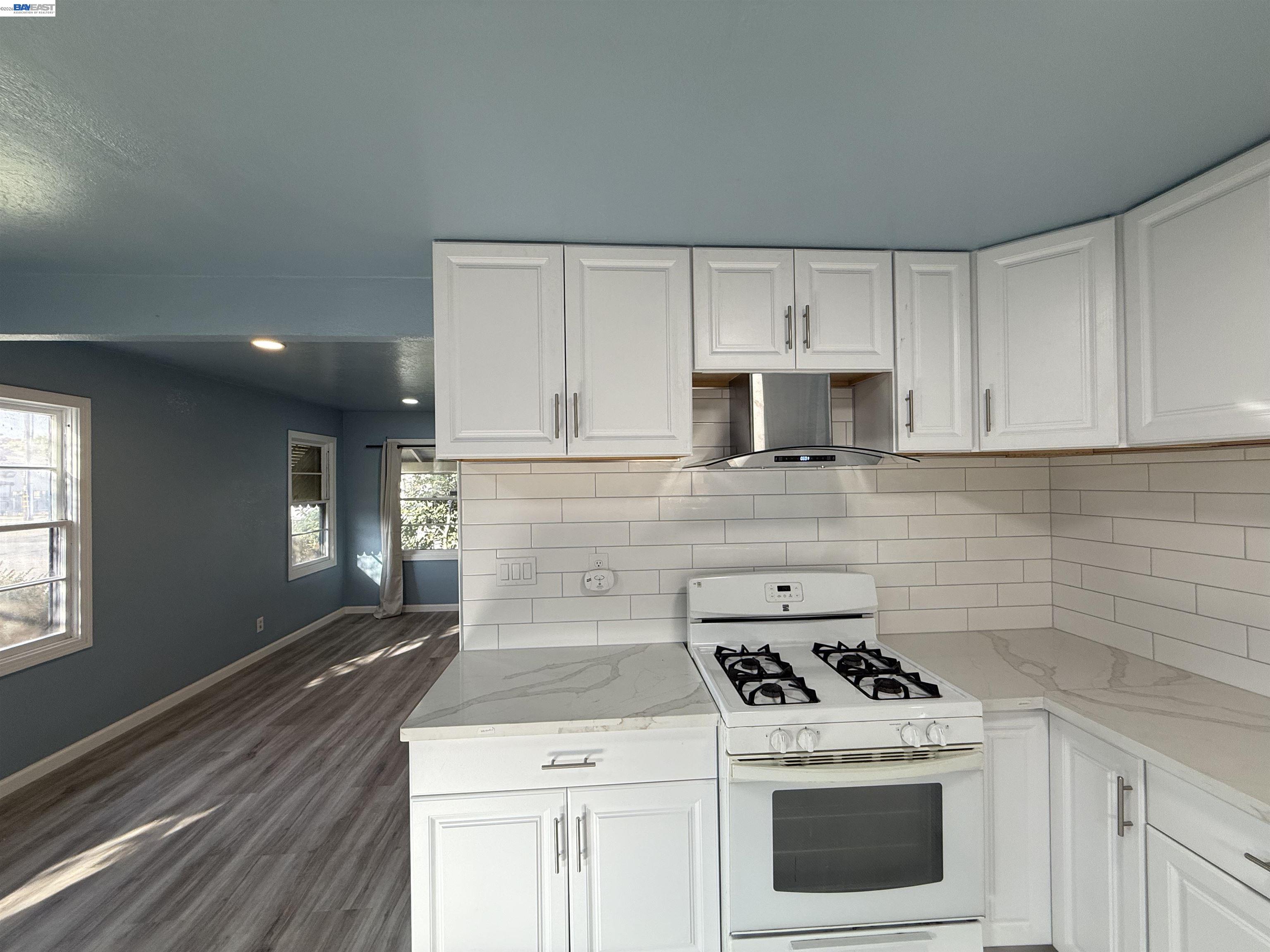 5500 Fruitridge Rd
