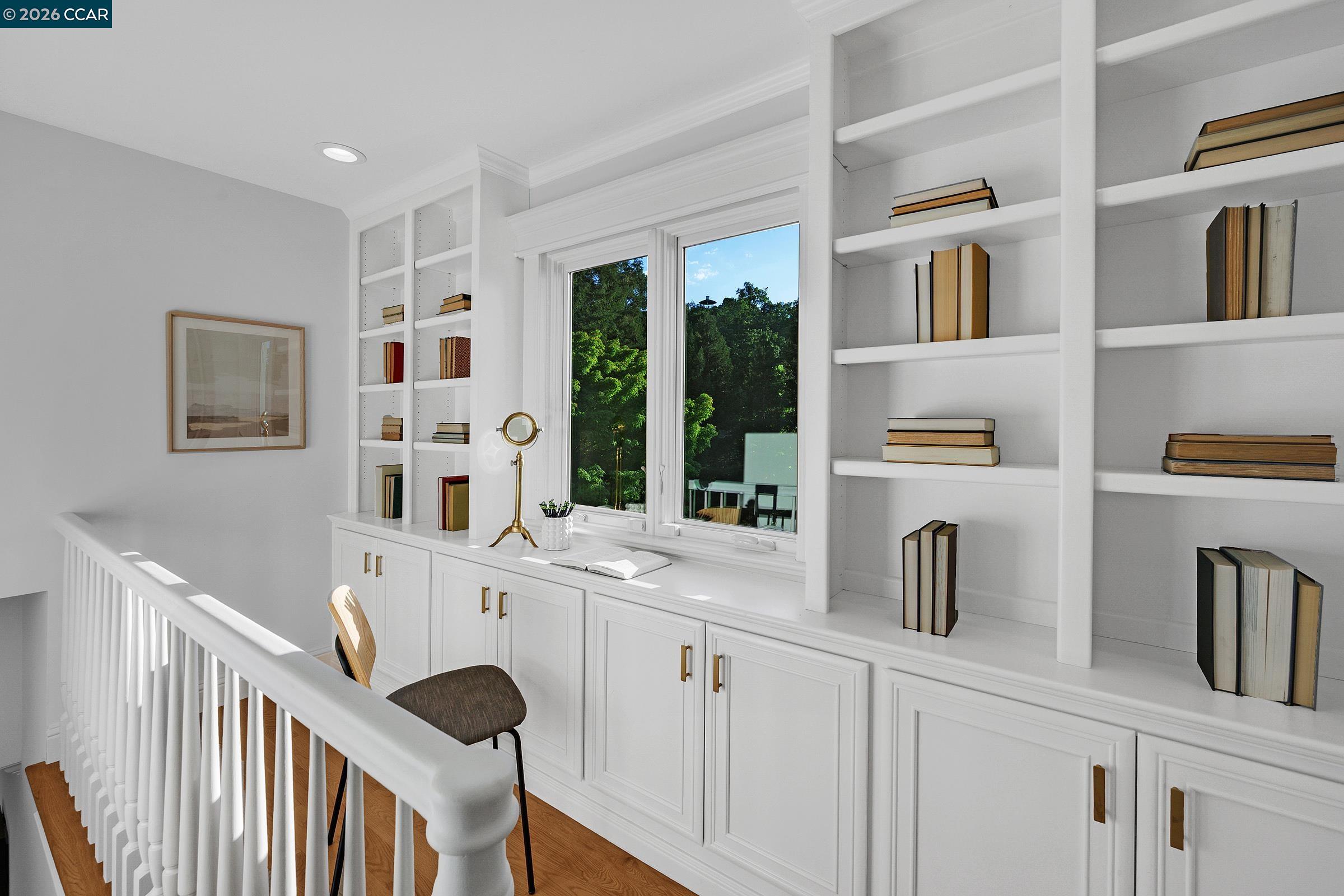 225 Pebble Ct