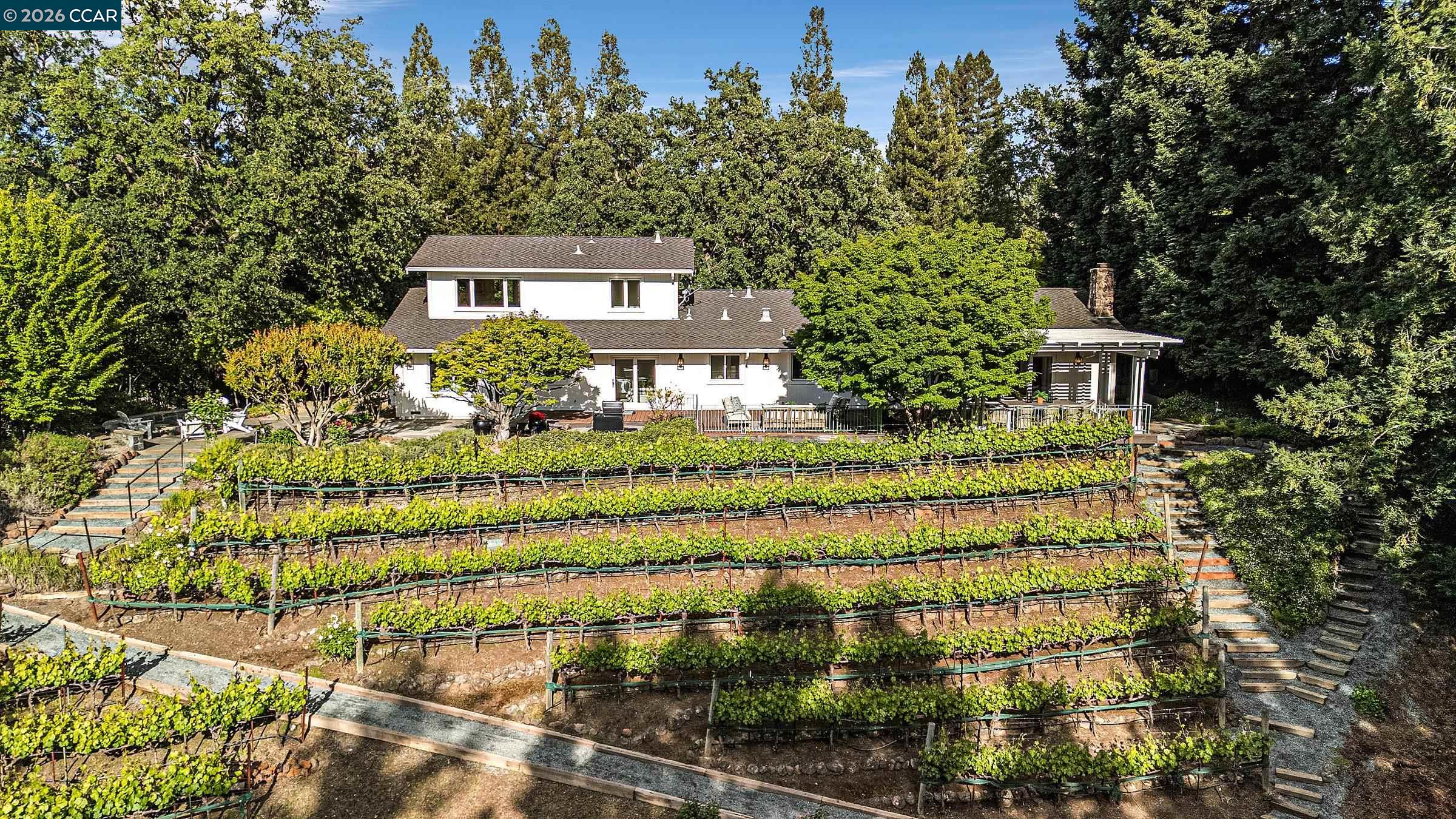 225 Pebble Ct