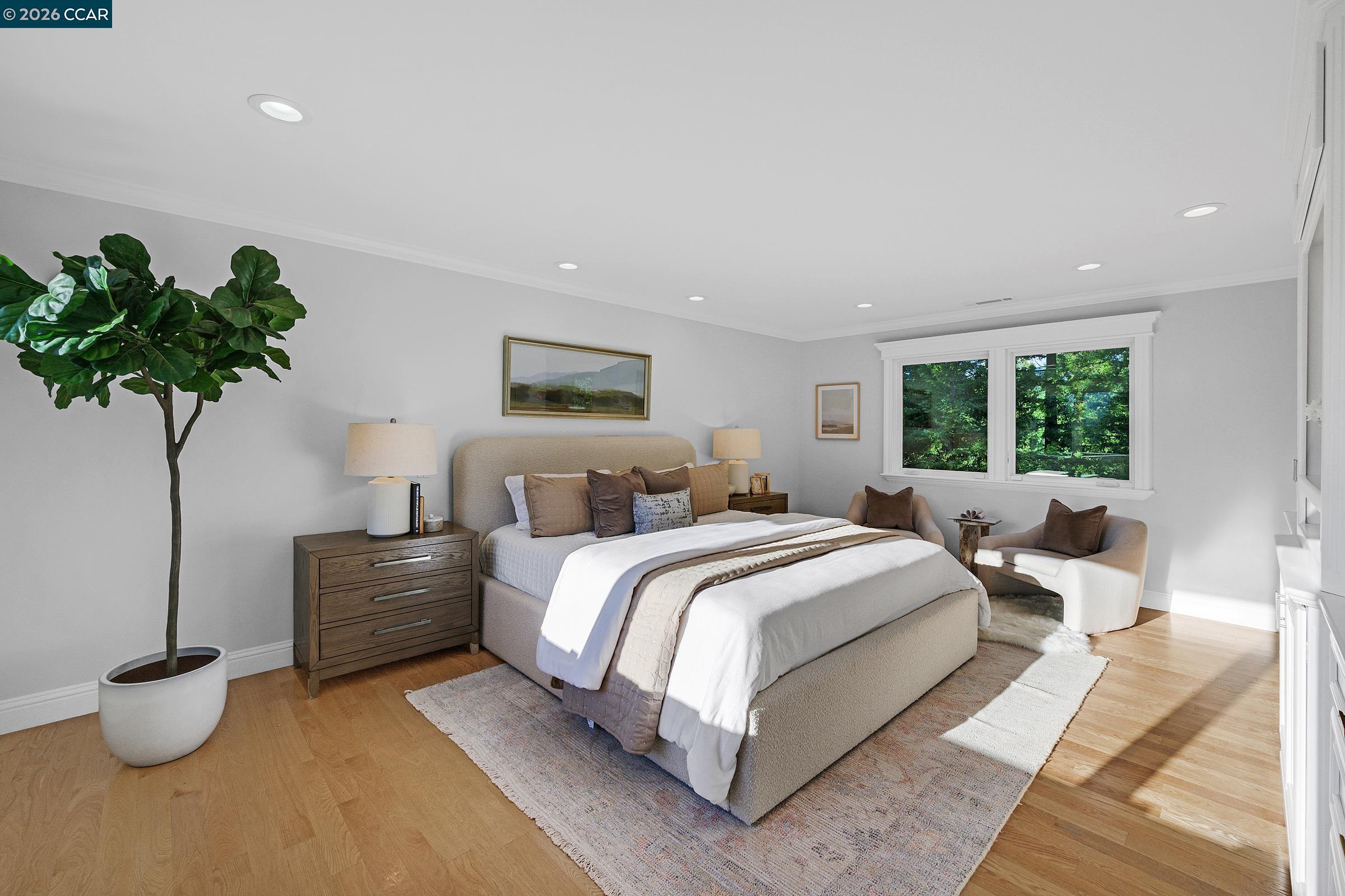 225 Pebble Ct