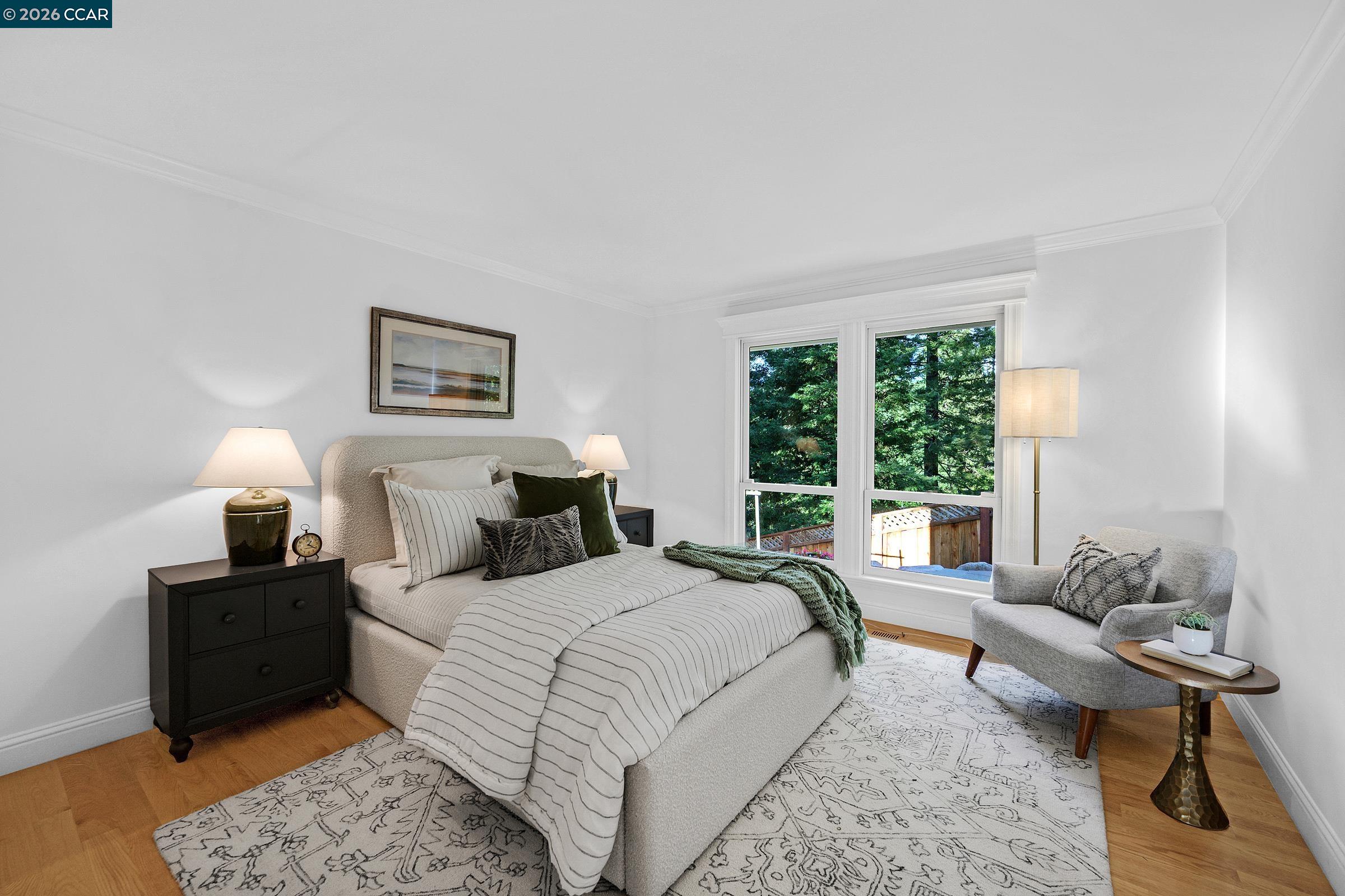 225 Pebble Ct