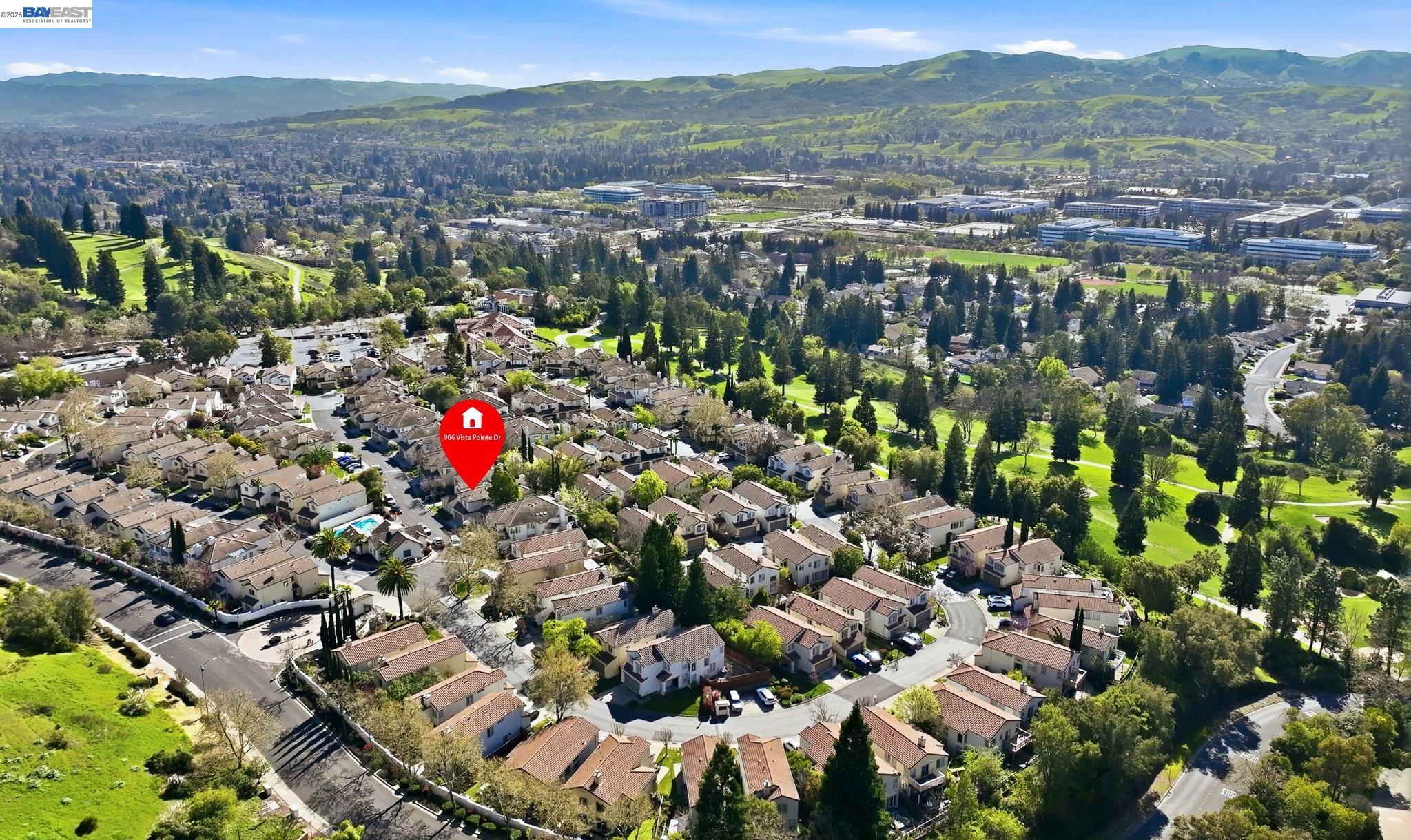 906 Vista Pointe Dr