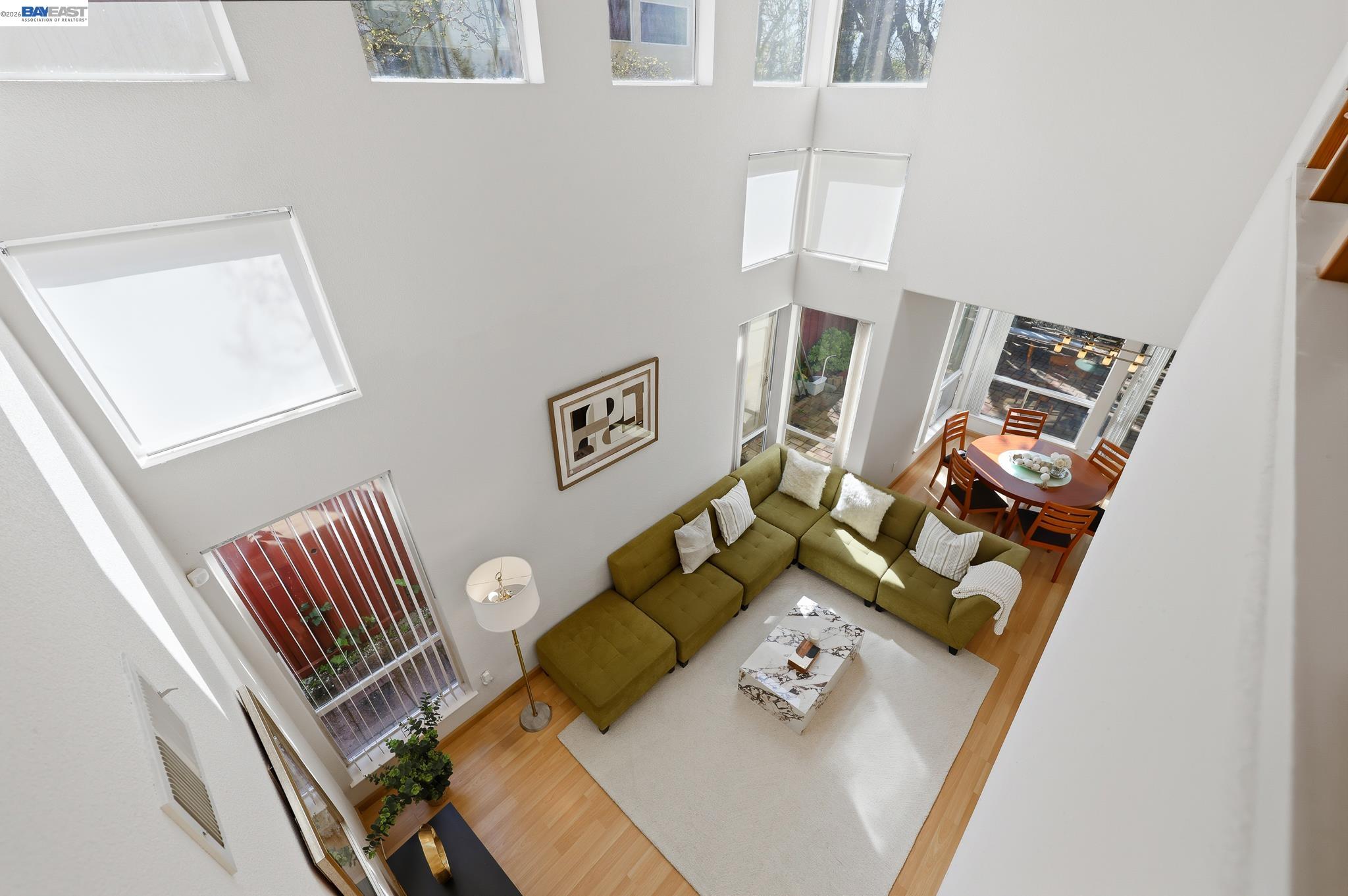 906 Vista Pointe Dr