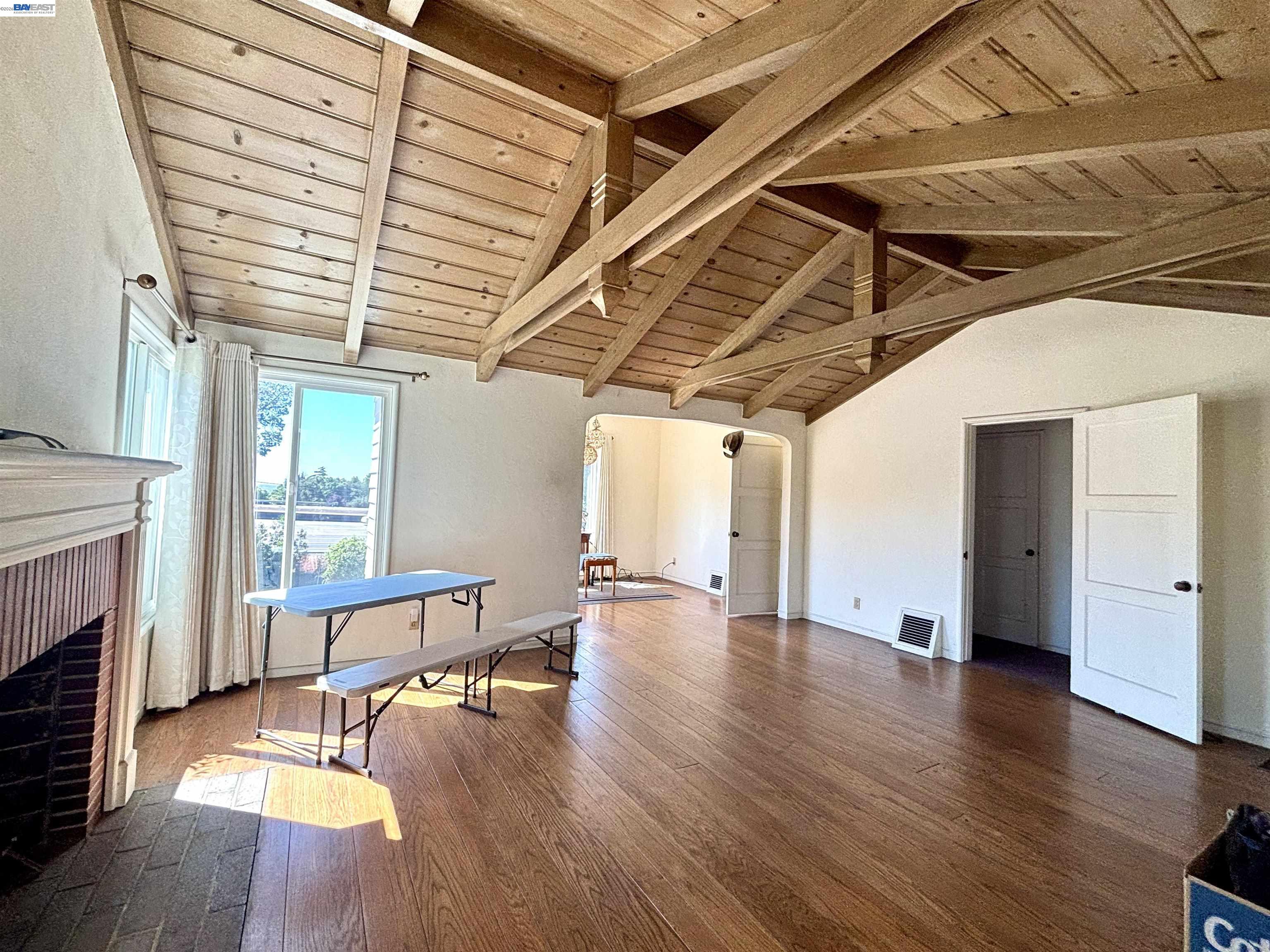 4101 Mountain View Ave