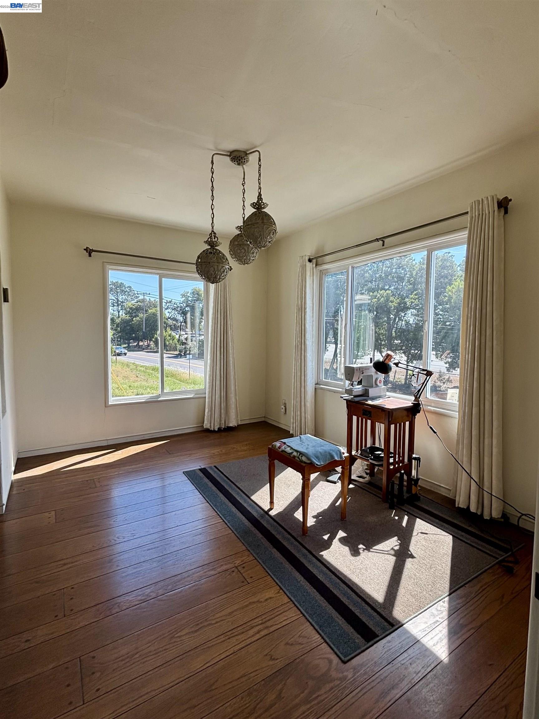 4101 Mountain View Ave