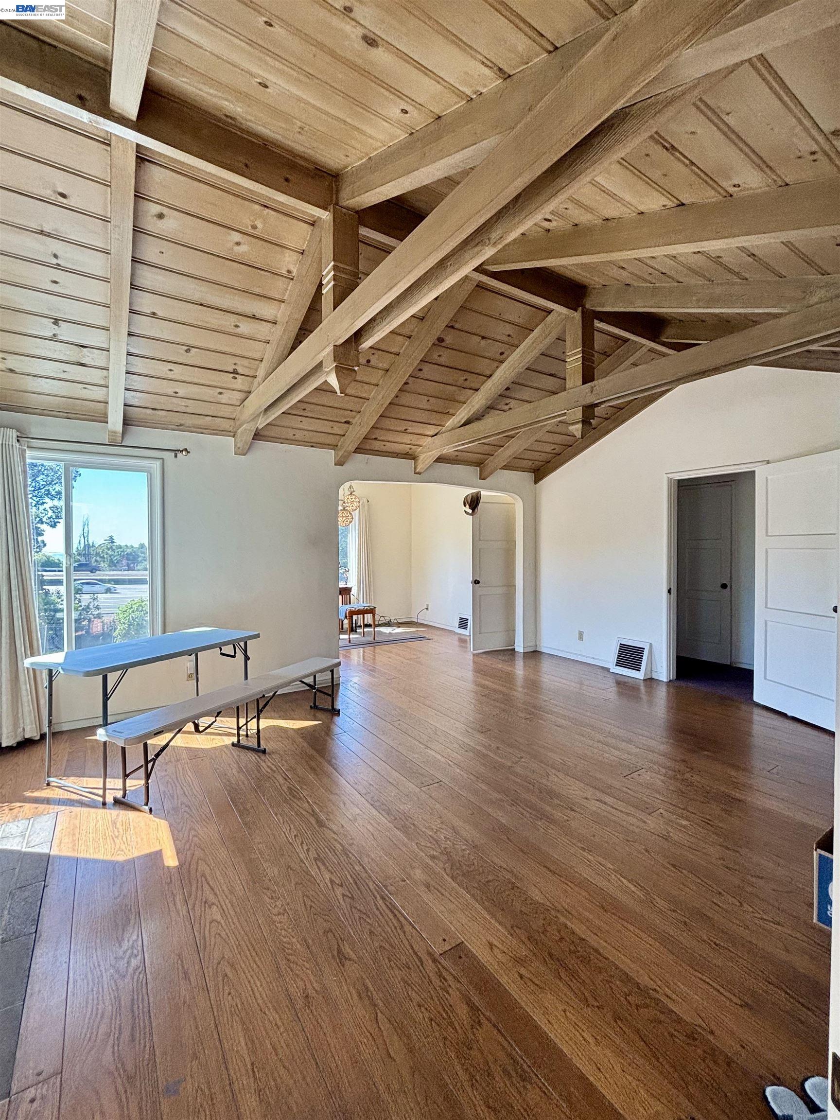 4101 Mountain View Ave