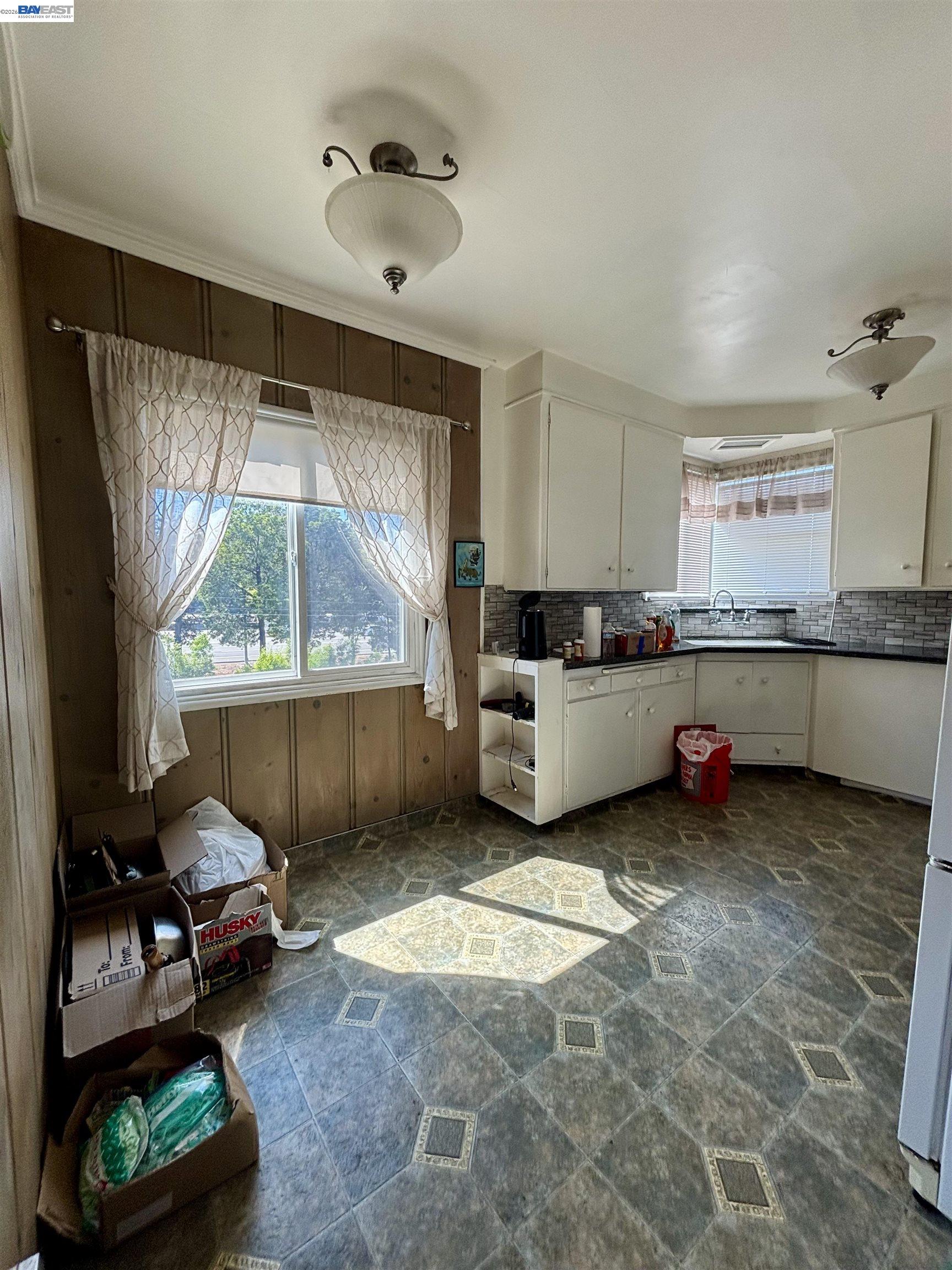 4101 Mountain View Ave