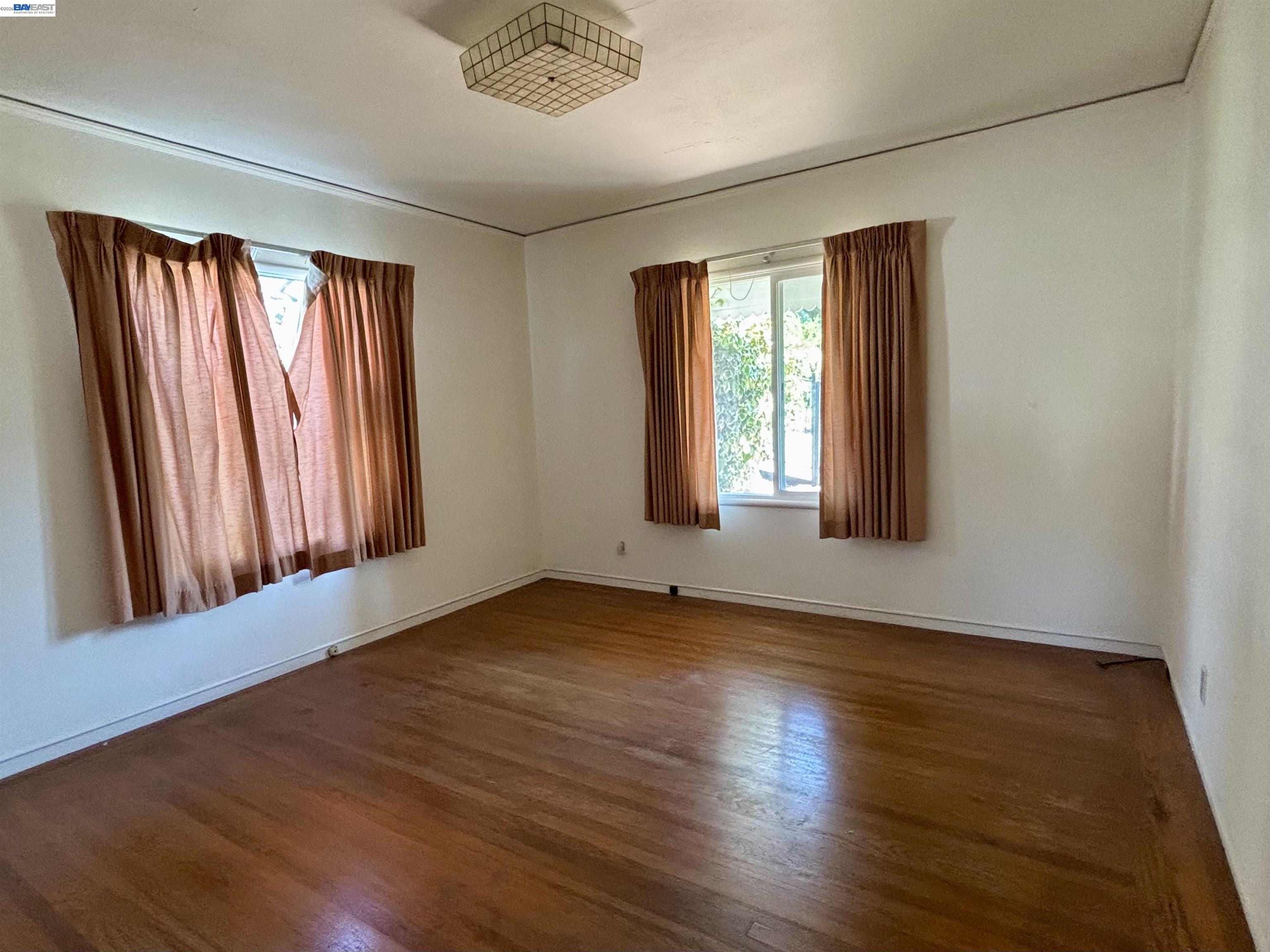 4101 Mountain View Ave