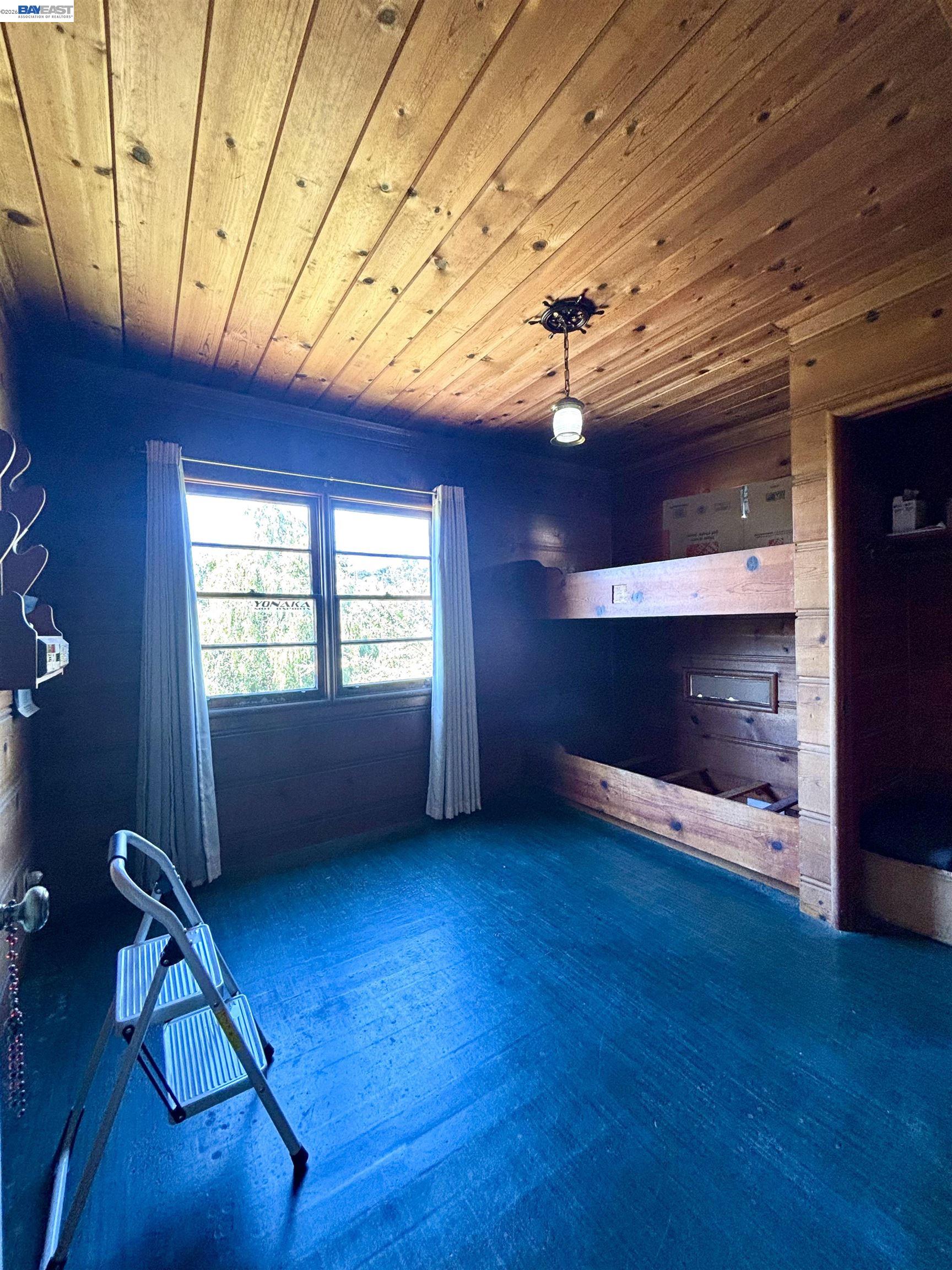 4101 Mountain View Ave