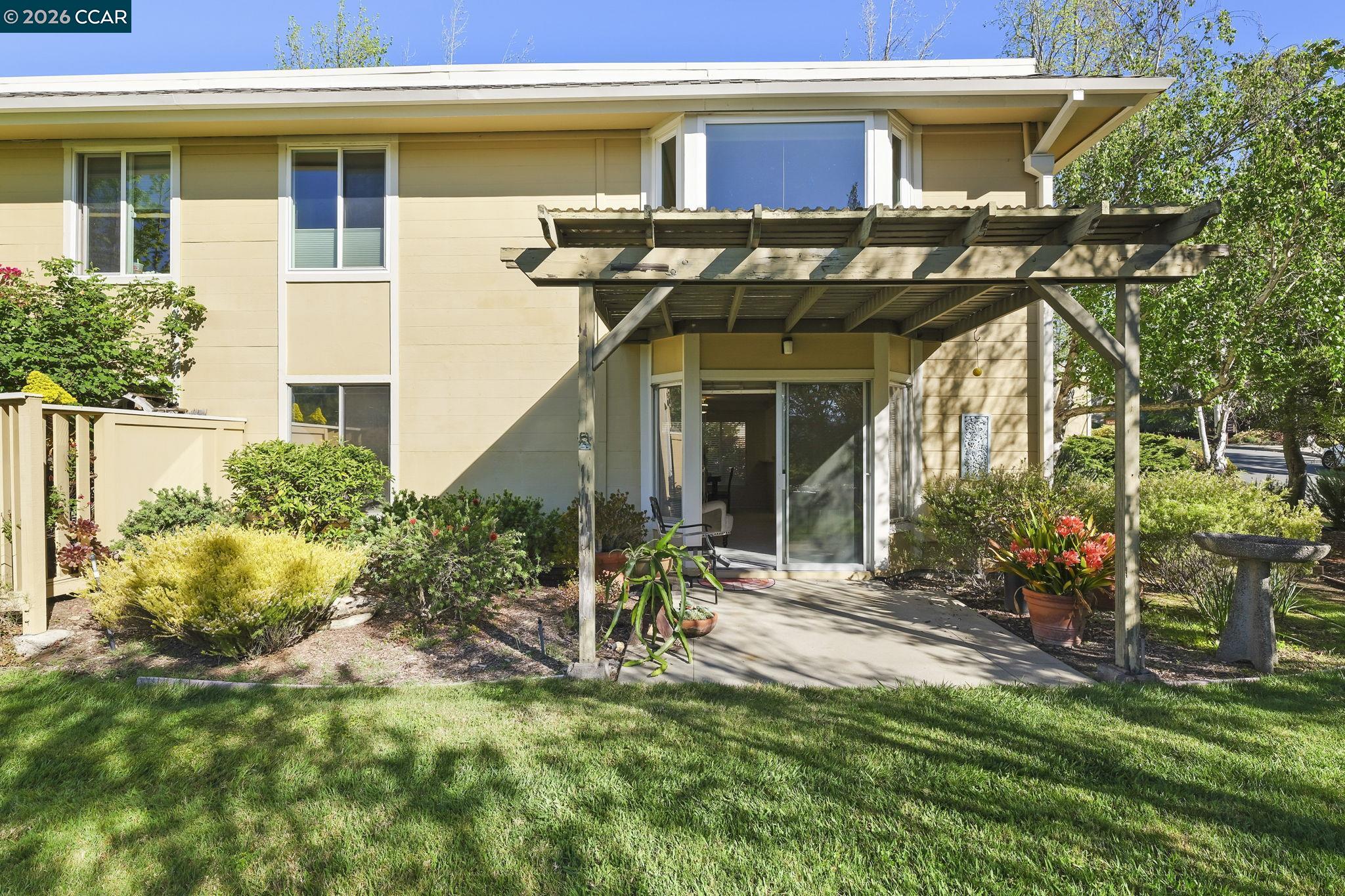 1201 Skycrest Dr # 2