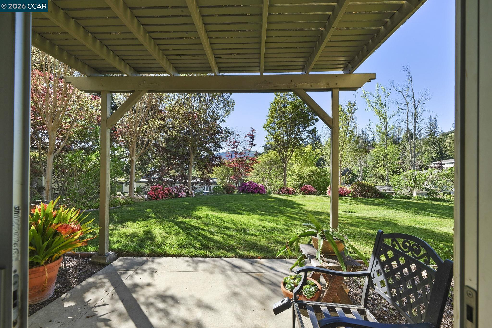 1201 Skycrest Dr # 2