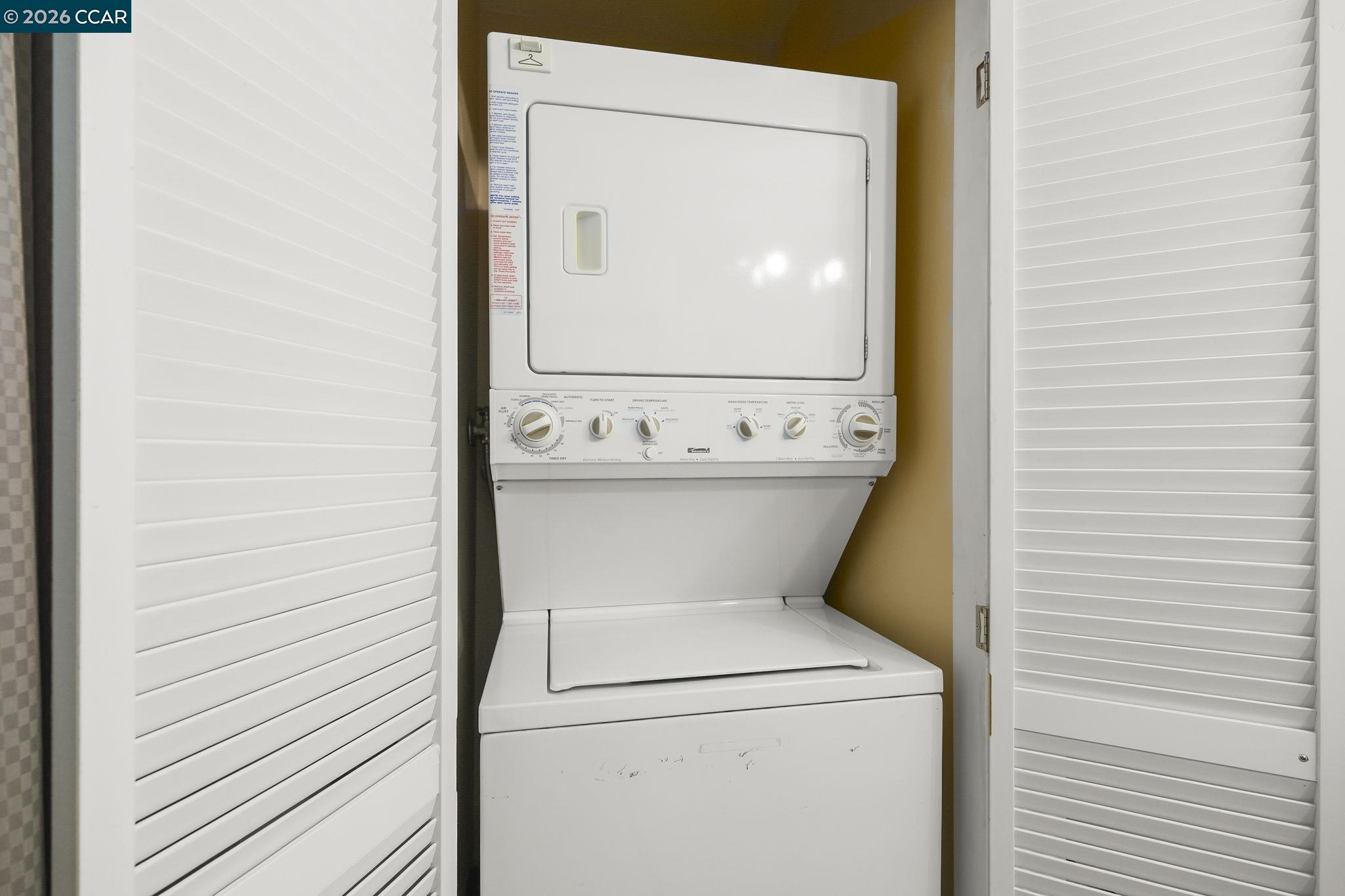 1201 Skycrest Dr # 2