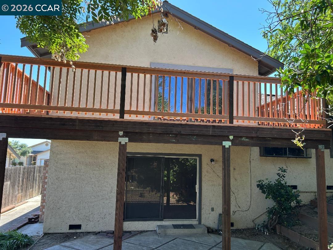 2814 Harris Dr