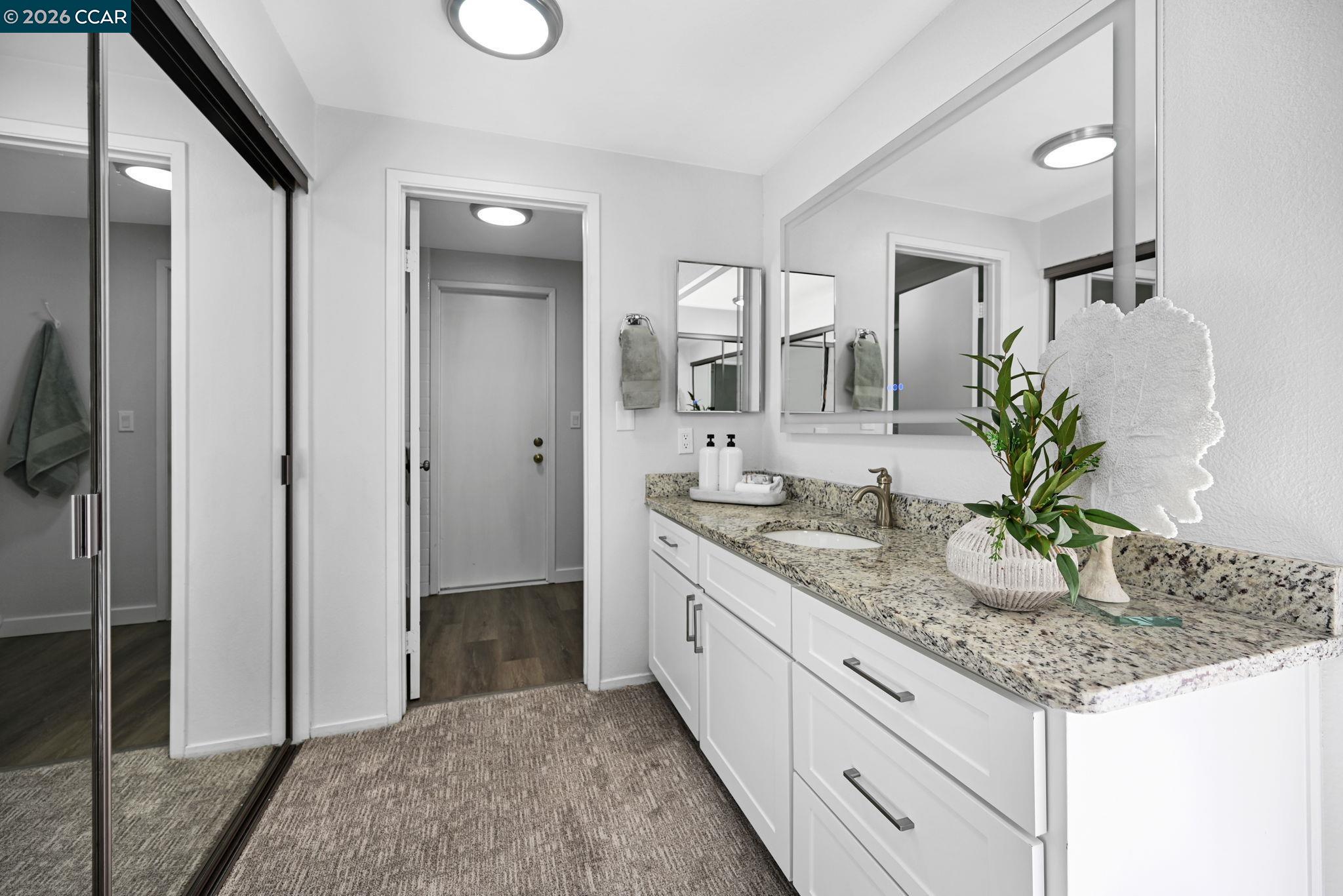 537 ROLLING HILLS LANE