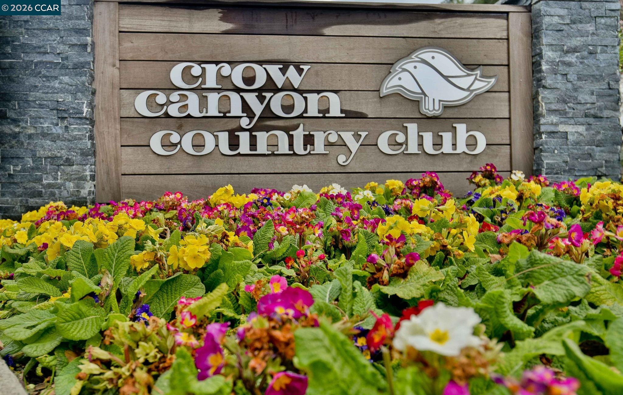 537 ROLLING HILLS LANE