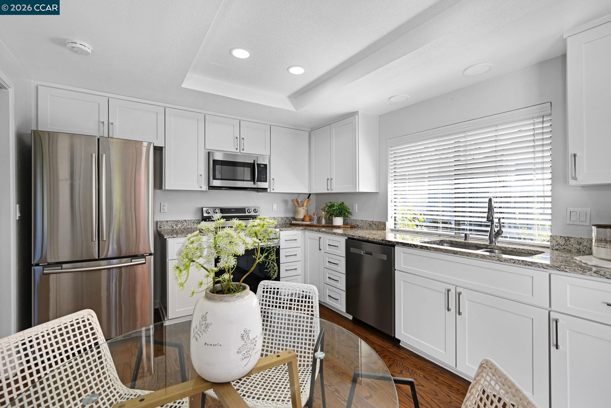 537 ROLLING HILLS LANE