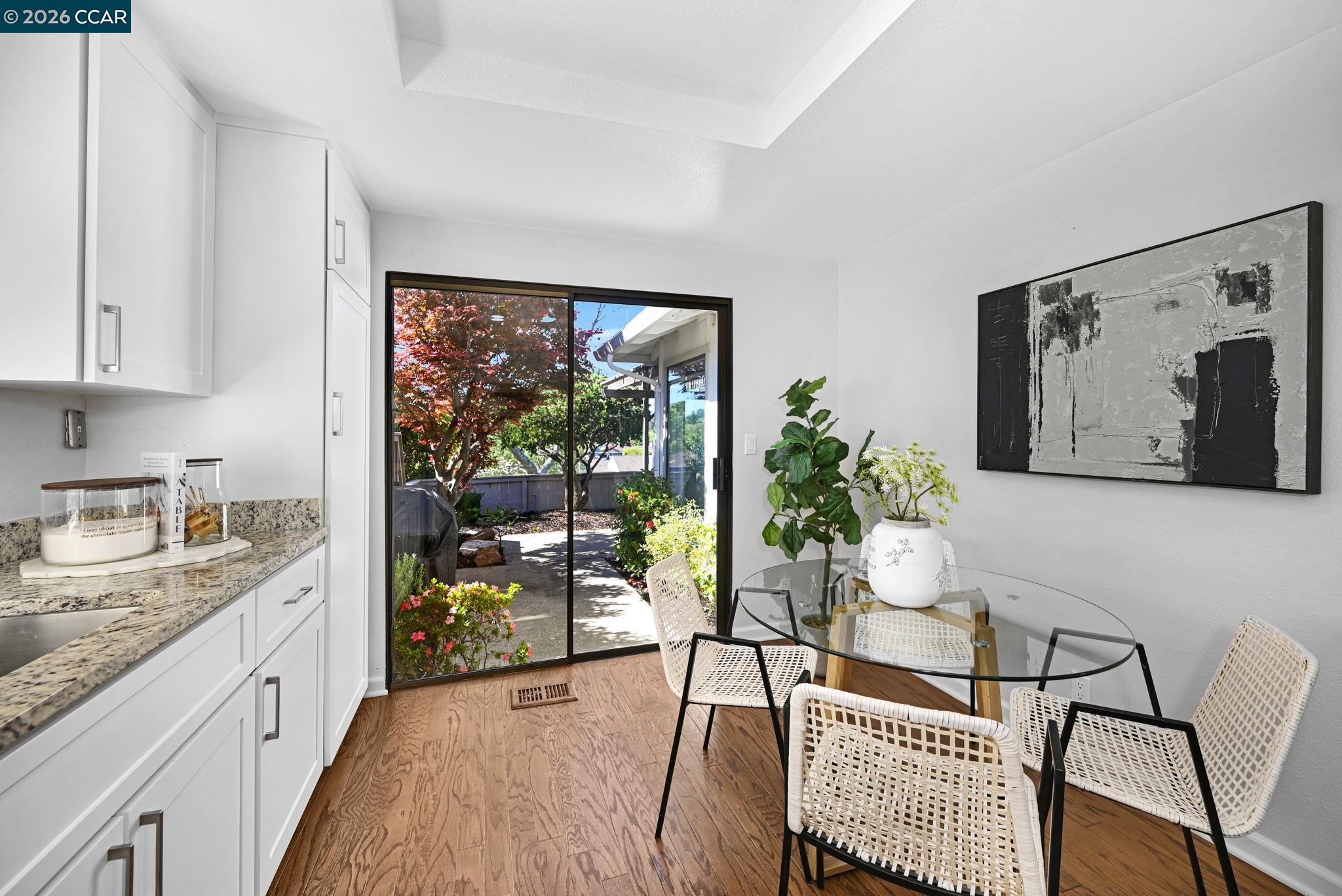 537 ROLLING HILLS LANE