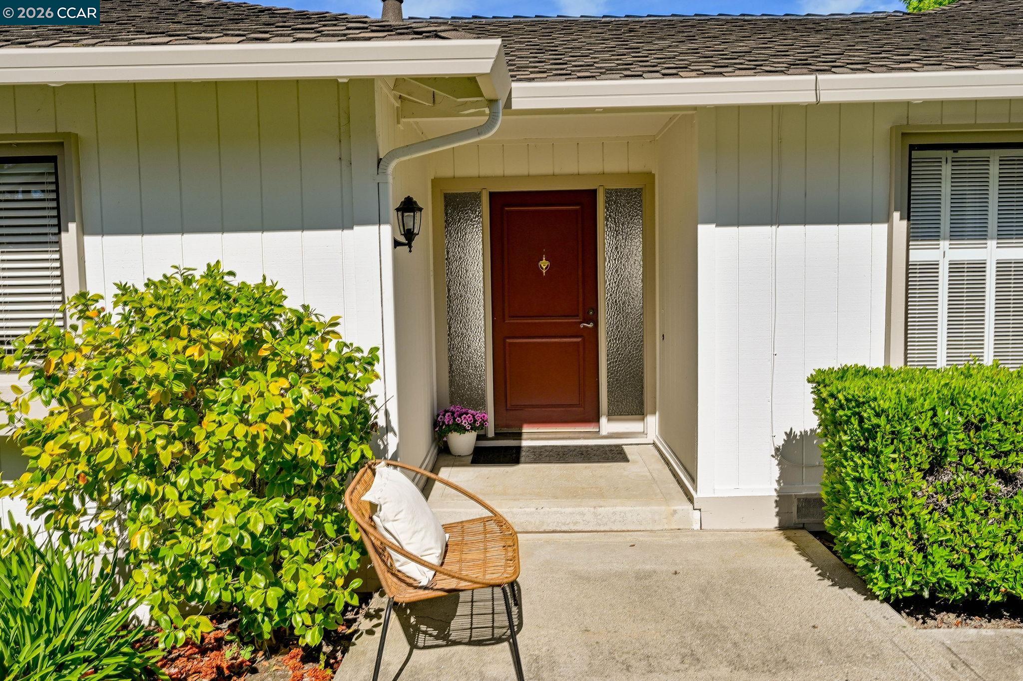 537 ROLLING HILLS LANE