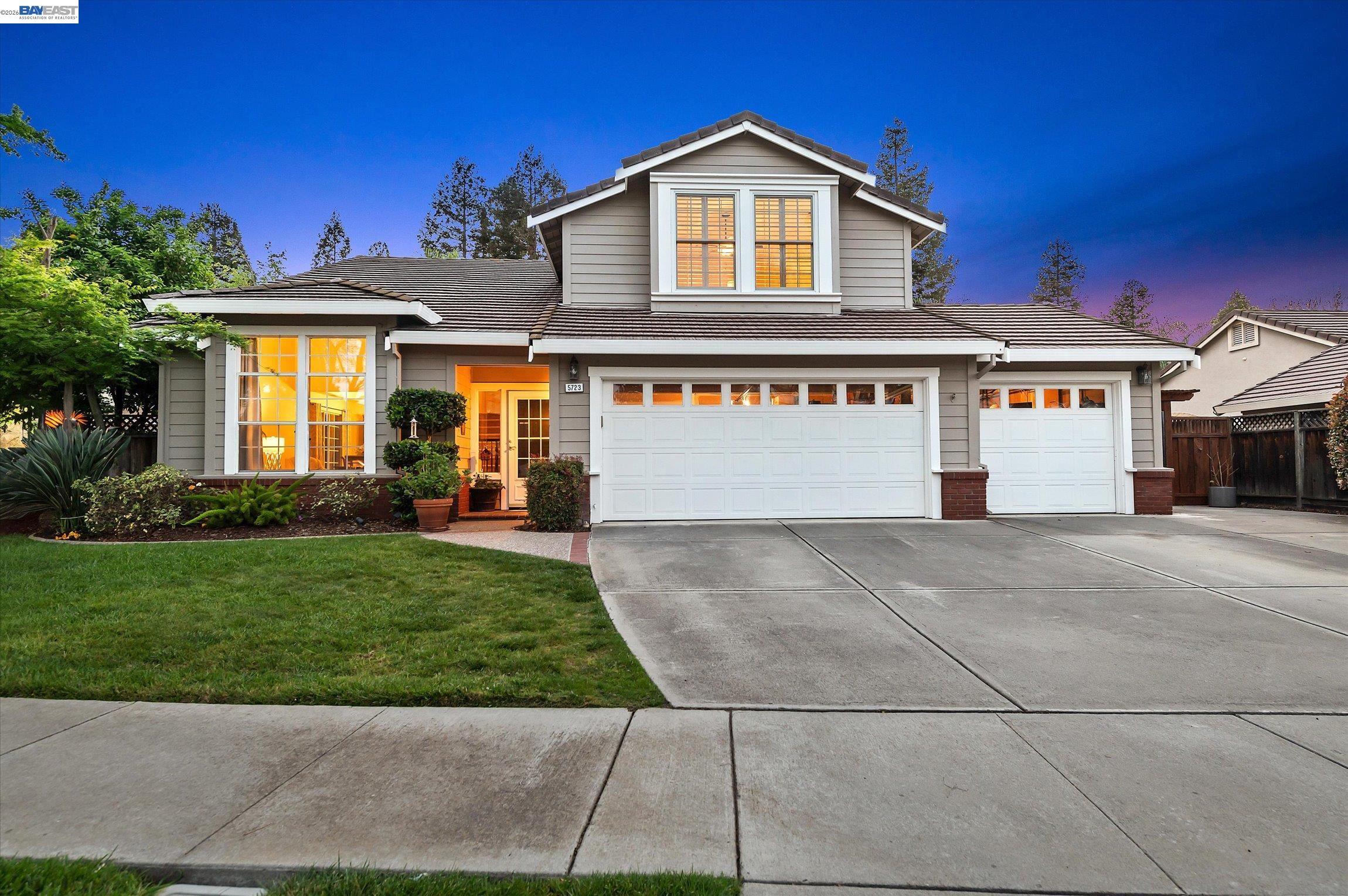 5723 Felicia Ave
