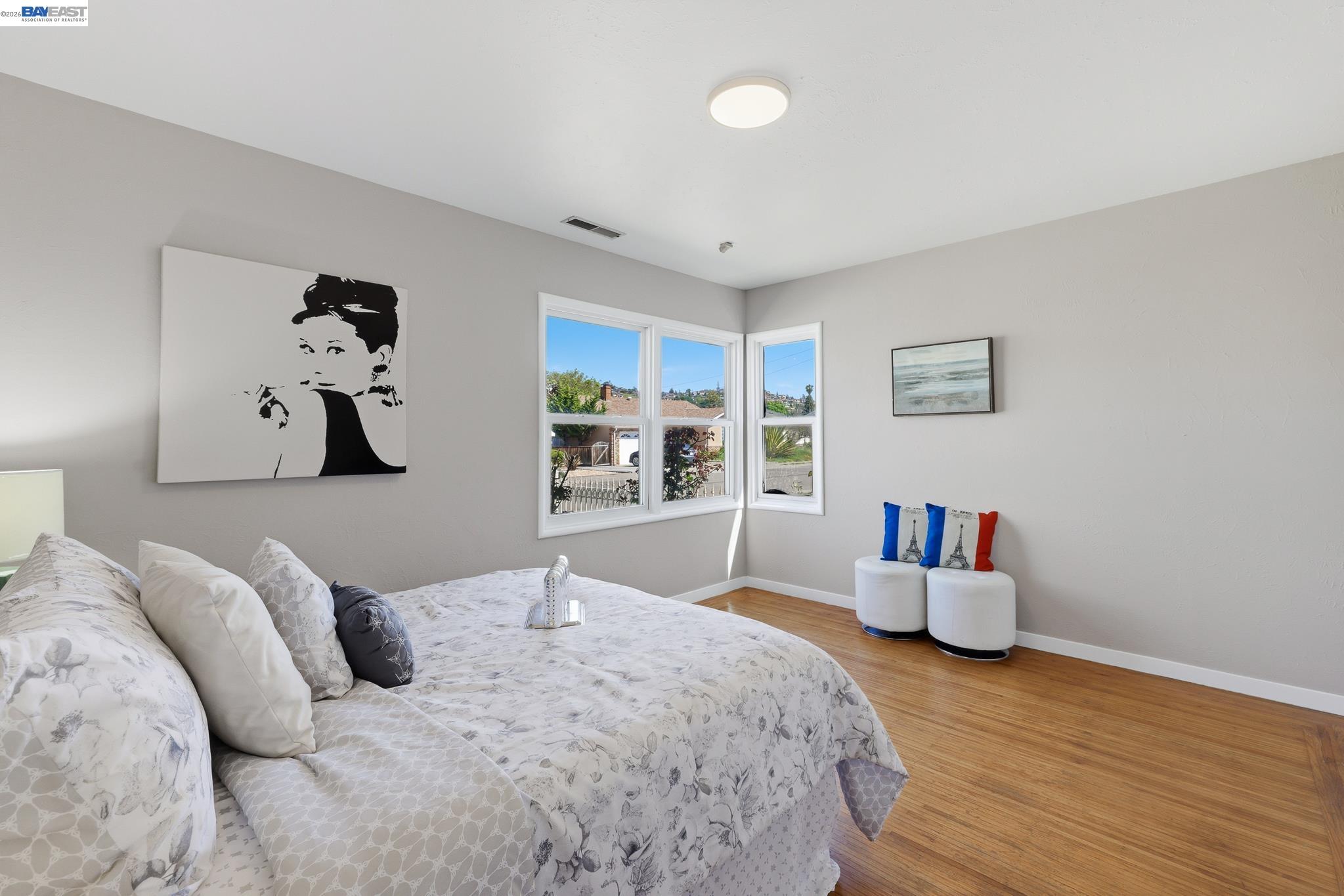 16311 Ria Dr